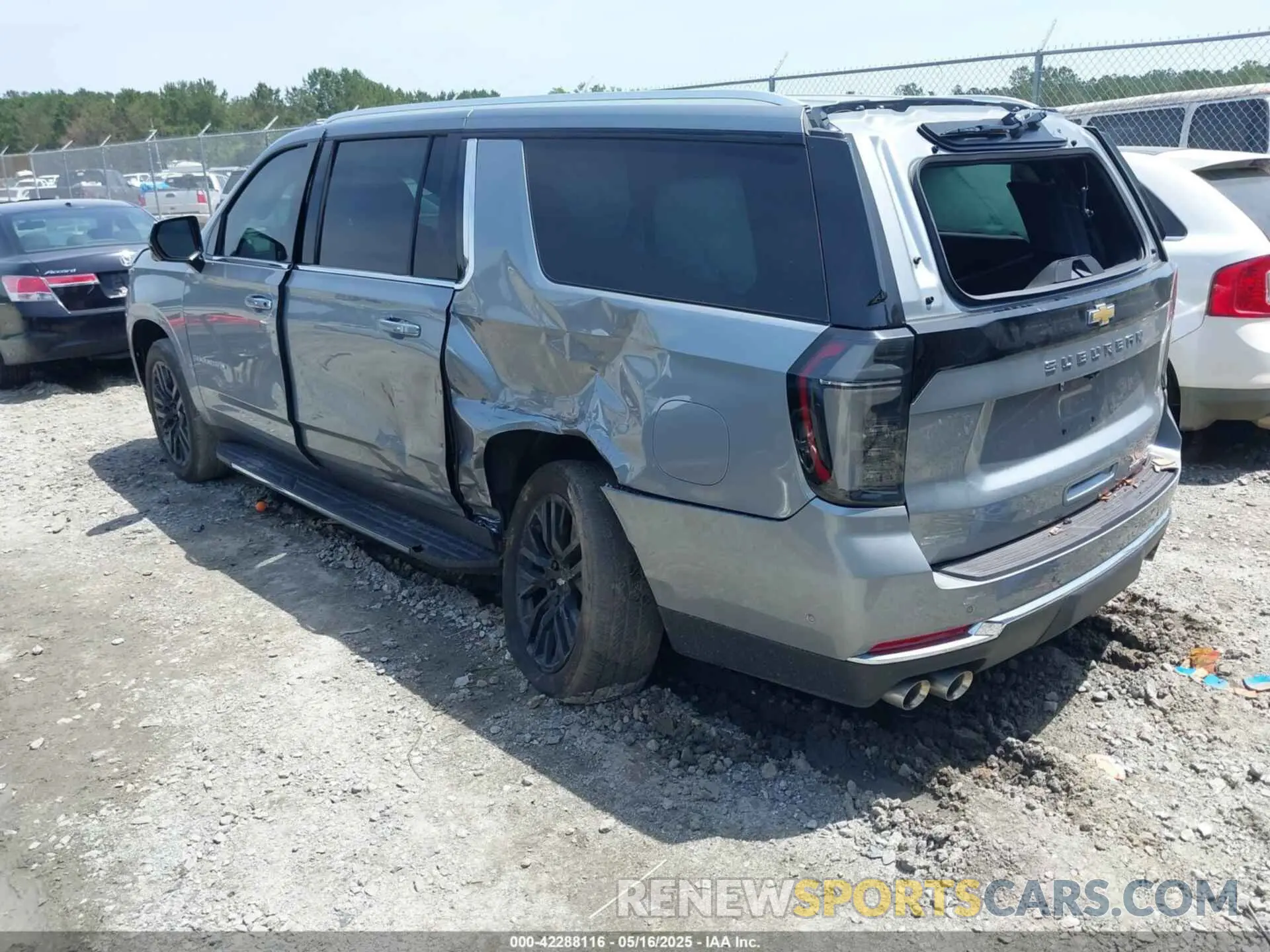 3 Фотография поврежденного автомобиля 1GNS5FRD8SR181650 CHEVROLET SUBURBAN 2025