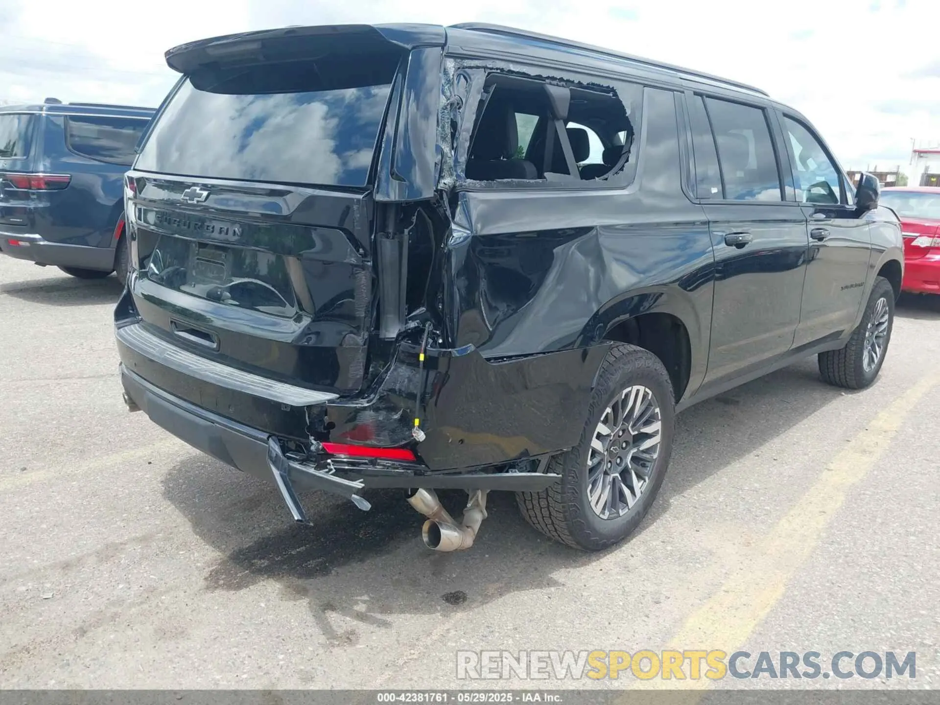 4 Фотография поврежденного автомобиля 1GNS6DRD3SR228259 CHEVROLET SUBURBAN 2025
