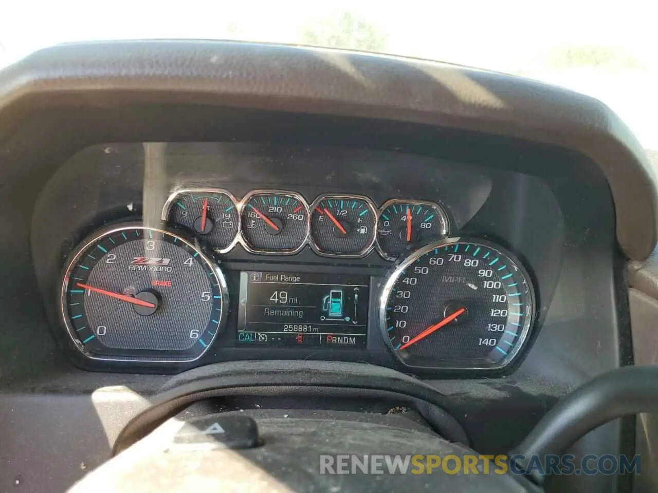 9 Фотография поврежденного автомобиля 1GNSKBKC0GR307705 CHEVROLET TAHOE 2016