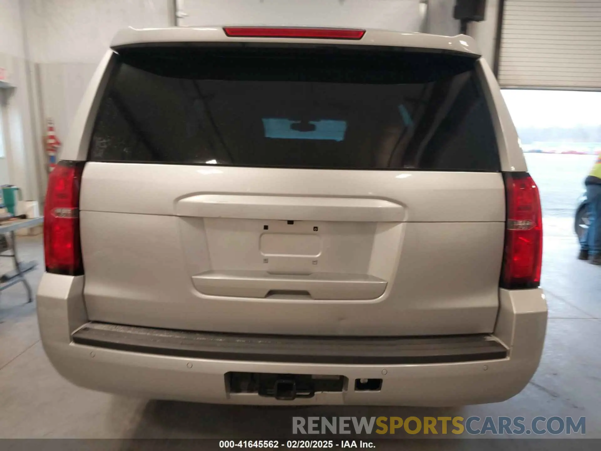 16 Фотография поврежденного автомобиля 1GNLCDEC2KR356485 CHEVROLET TAHOE 2019