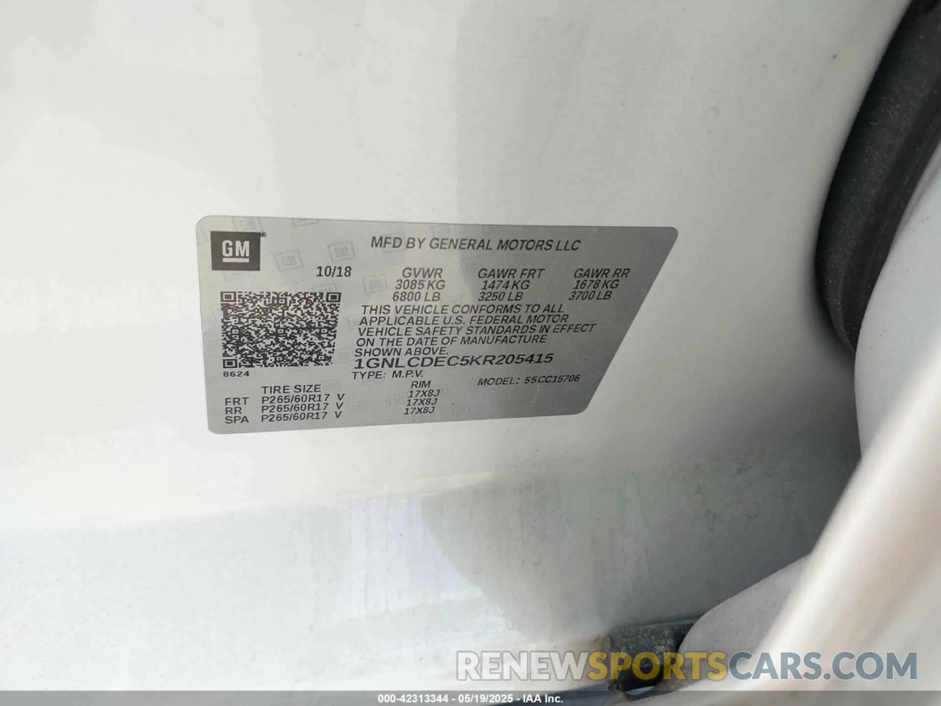 9 Photograph of a damaged car 1GNLCDEC5KR205415 CHEVROLET TAHOE 2019
