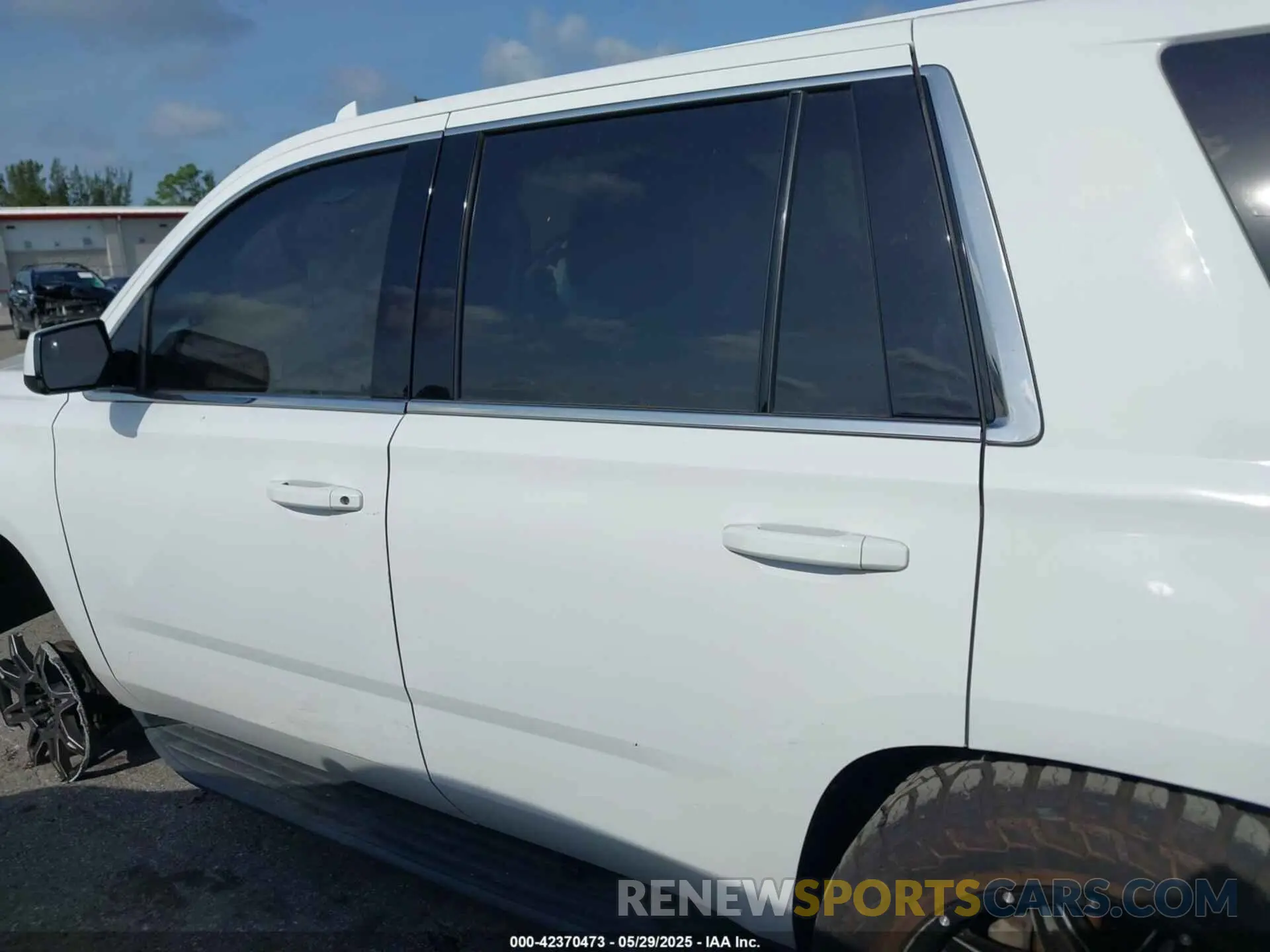 15 Фотография поврежденного автомобиля 1GNLCDECXKR196906 CHEVROLET TAHOE 2019