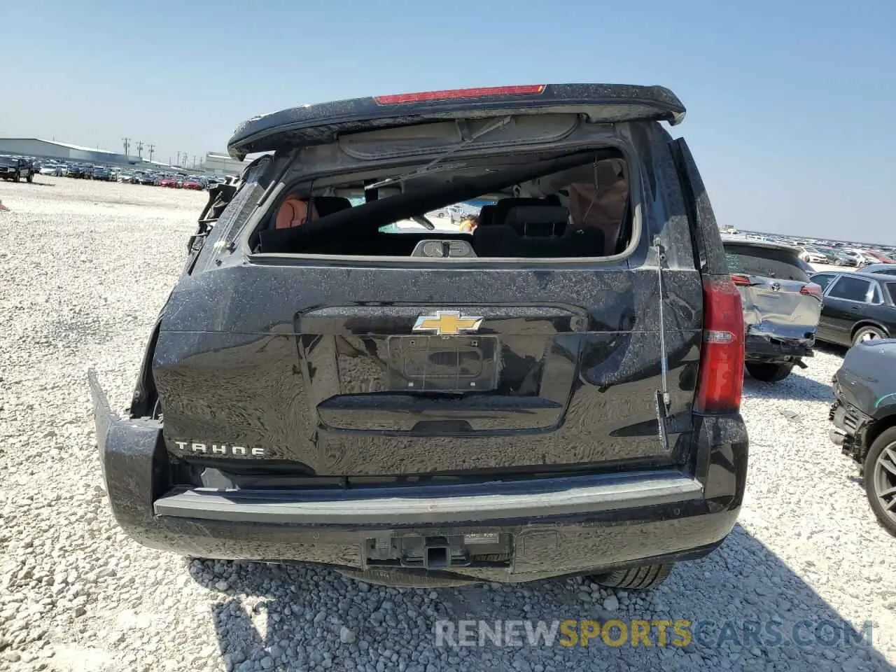 6 Photograph of a damaged car 1GNSCAKC6KR339624 CHEVROLET TAHOE 2019