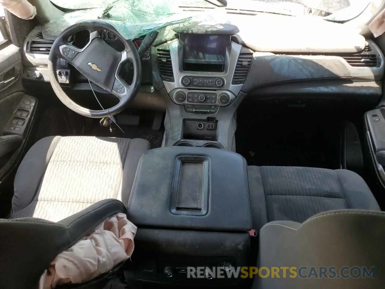 8 Photograph of a damaged car 1GNSCAKC6KR339624 CHEVROLET TAHOE 2019