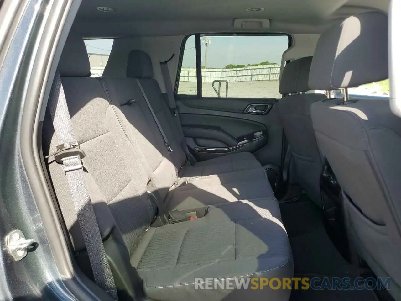 11 Фотография поврежденного автомобиля 1GNSCAKC9KR375548 CHEVROLET TAHOE 2019