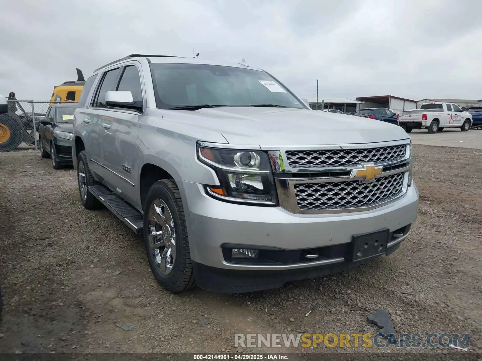 1 Photograph of a damaged car 1GNSCBKC1KR191789 CHEVROLET TAHOE 2019