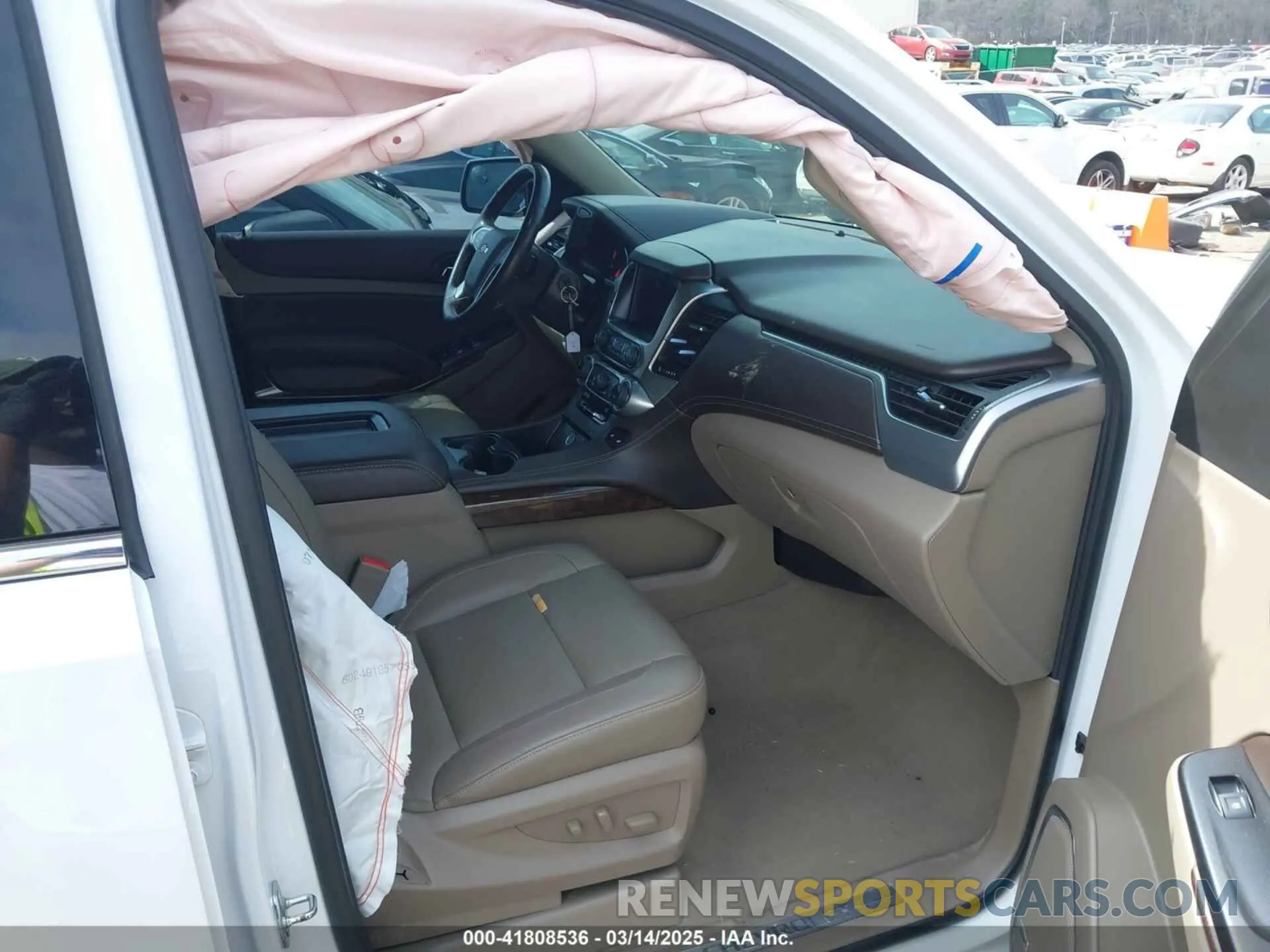 5 Фотография поврежденного автомобиля 1GNSCBKC6KR345154 CHEVROLET TAHOE 2019
