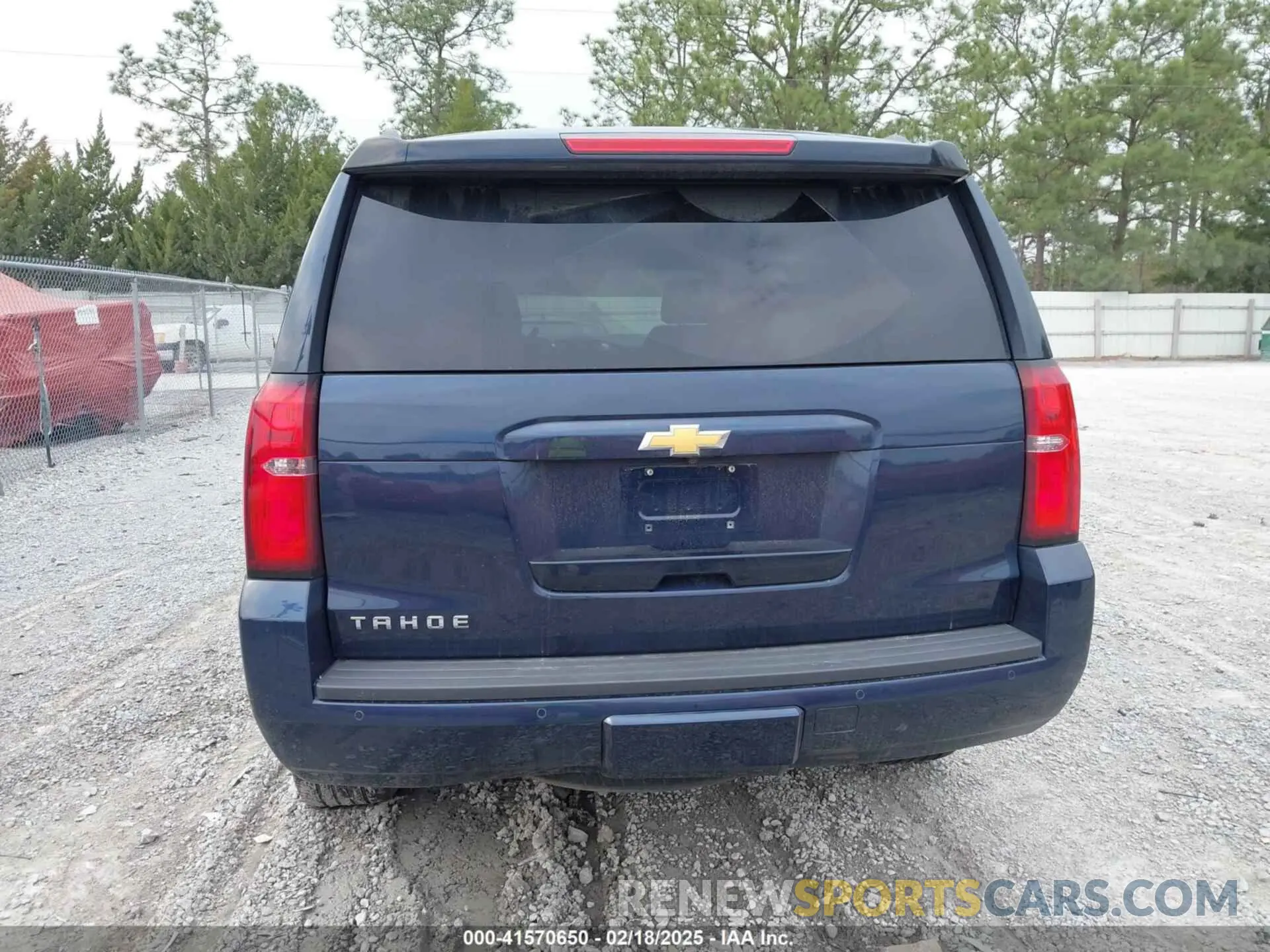 16 Photograph of a damaged car 1GNSCBKC7KR133119 CHEVROLET TAHOE 2019