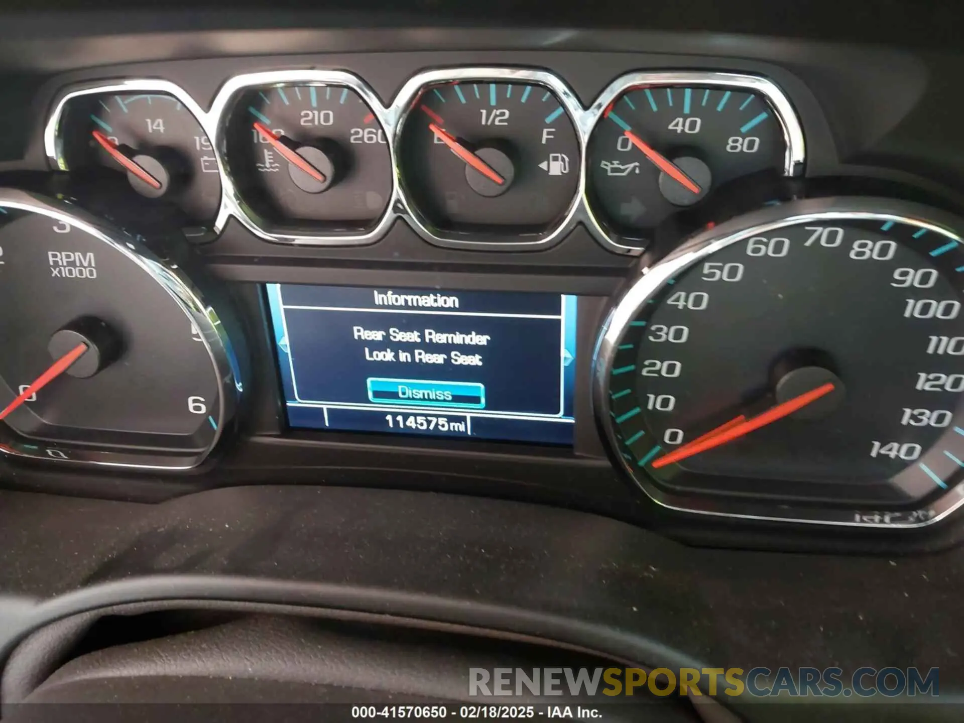 7 Photograph of a damaged car 1GNSCBKC7KR133119 CHEVROLET TAHOE 2019