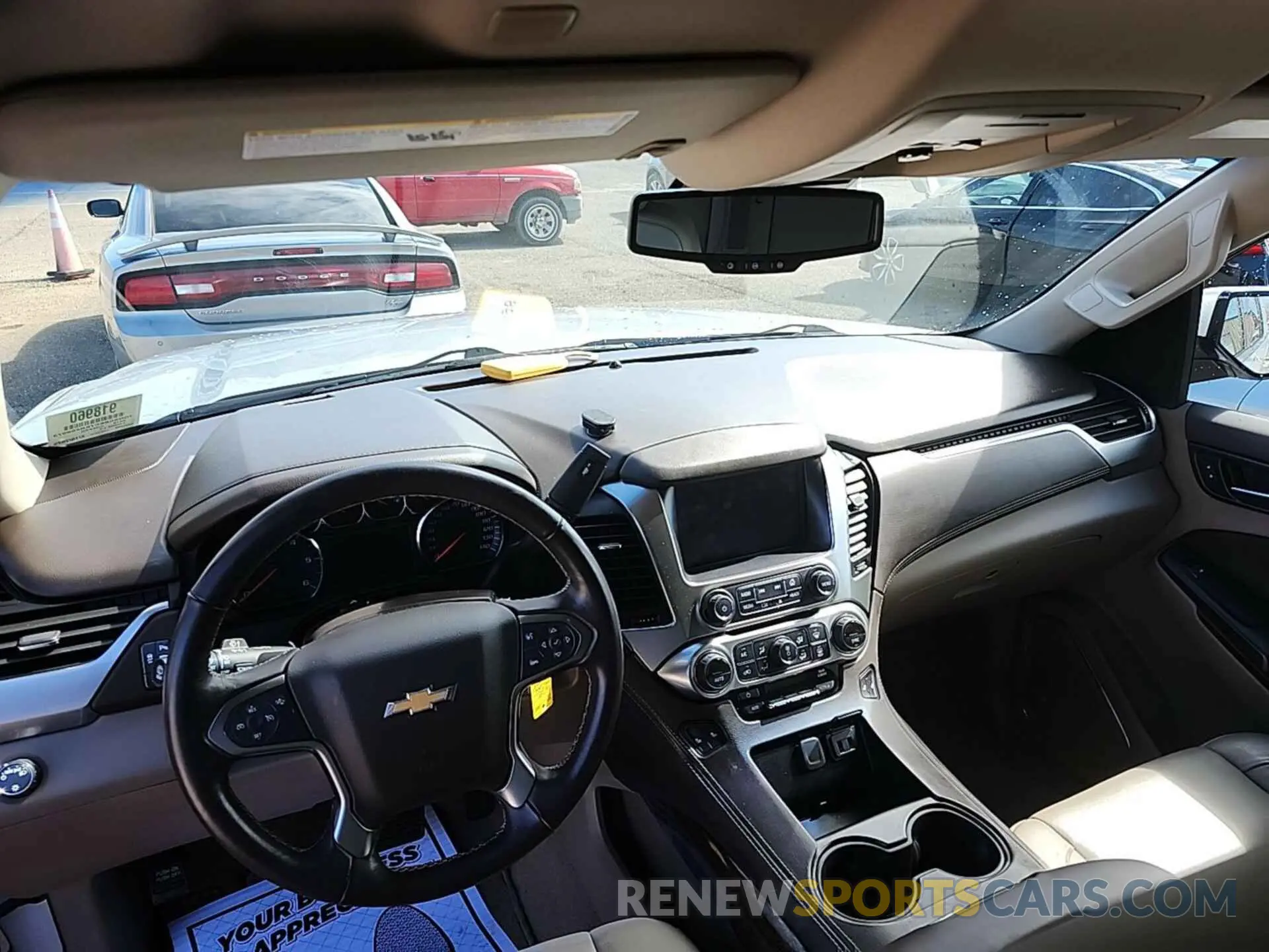 10 Photograph of a damaged car 1GNSCBKC7KR268973 CHEVROLET TAHOE 2019
