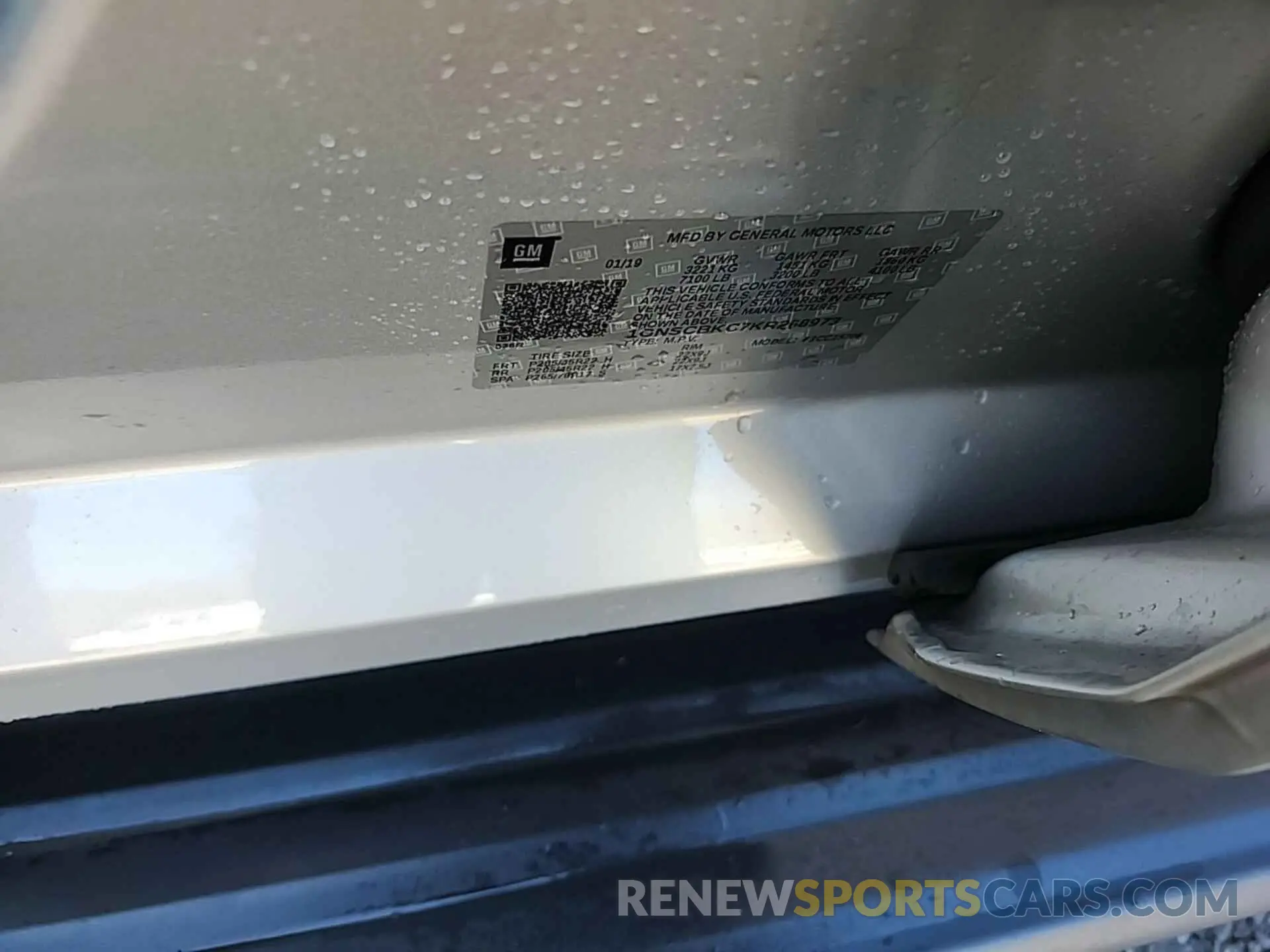 13 Photograph of a damaged car 1GNSCBKC7KR268973 CHEVROLET TAHOE 2019