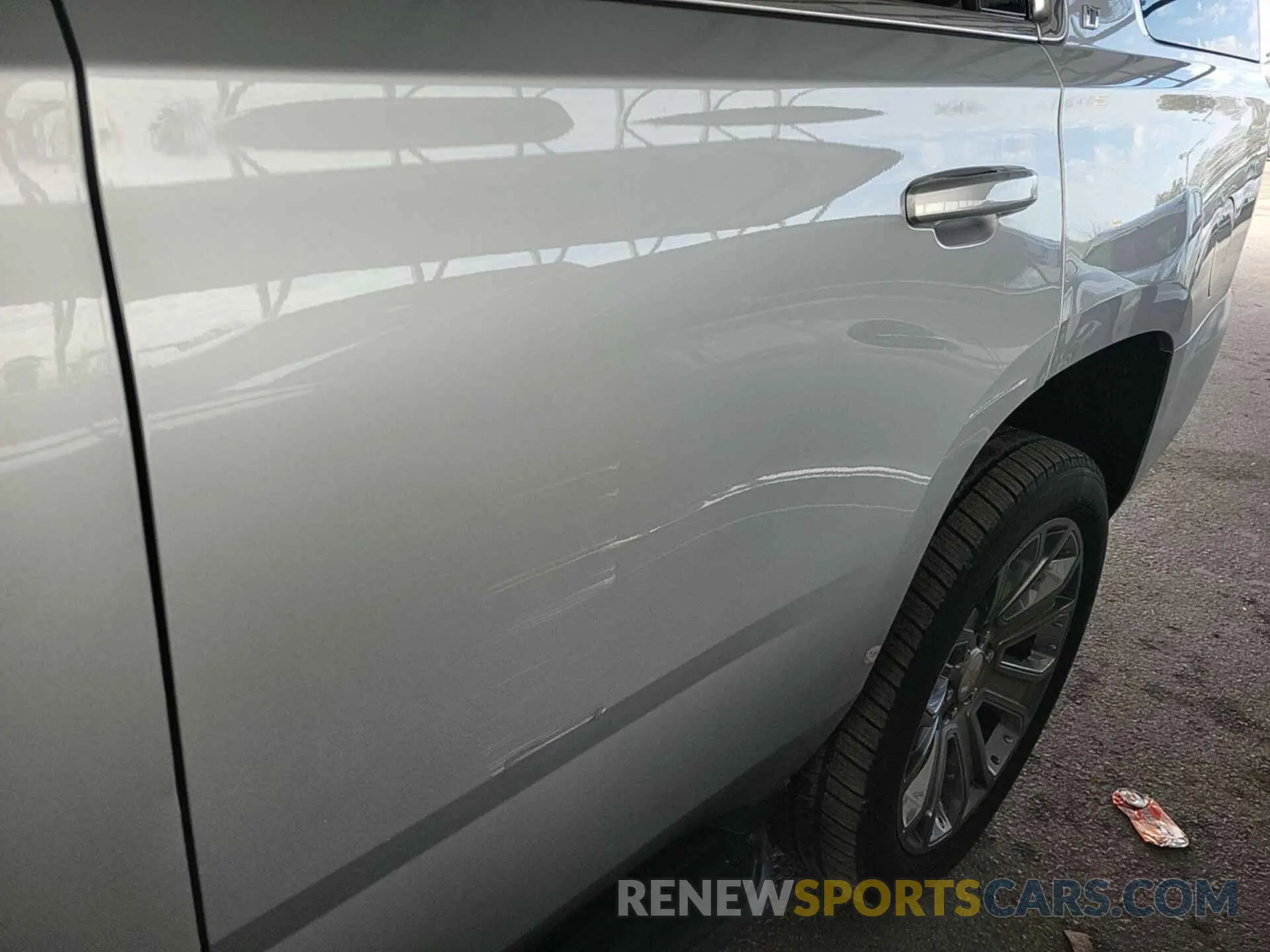 22 Photograph of a damaged car 1GNSCBKC7KR268973 CHEVROLET TAHOE 2019