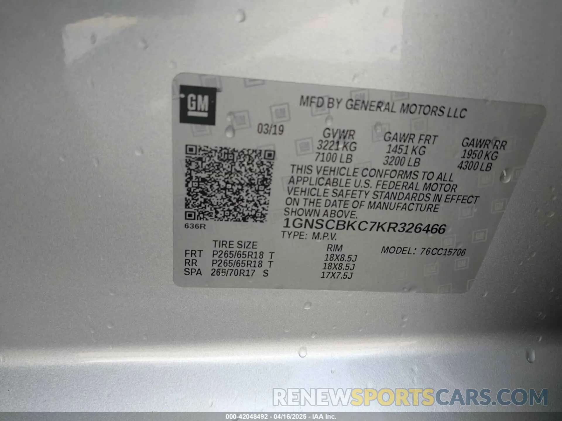 9 Photograph of a damaged car 1GNSCBKC7KR326466 CHEVROLET TAHOE 2019