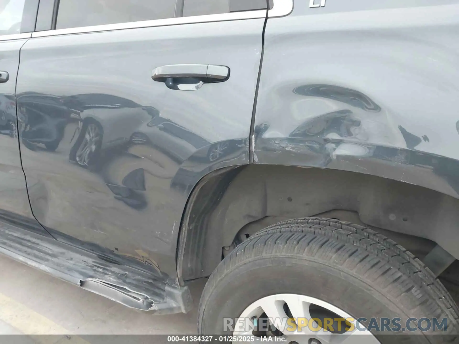 19 Фотография поврежденного автомобиля 1GNSCBKC8KR366460 CHEVROLET TAHOE 2019