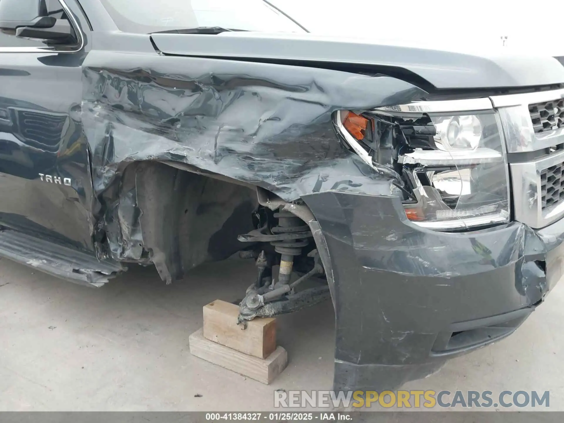 6 Фотография поврежденного автомобиля 1GNSCBKC8KR366460 CHEVROLET TAHOE 2019