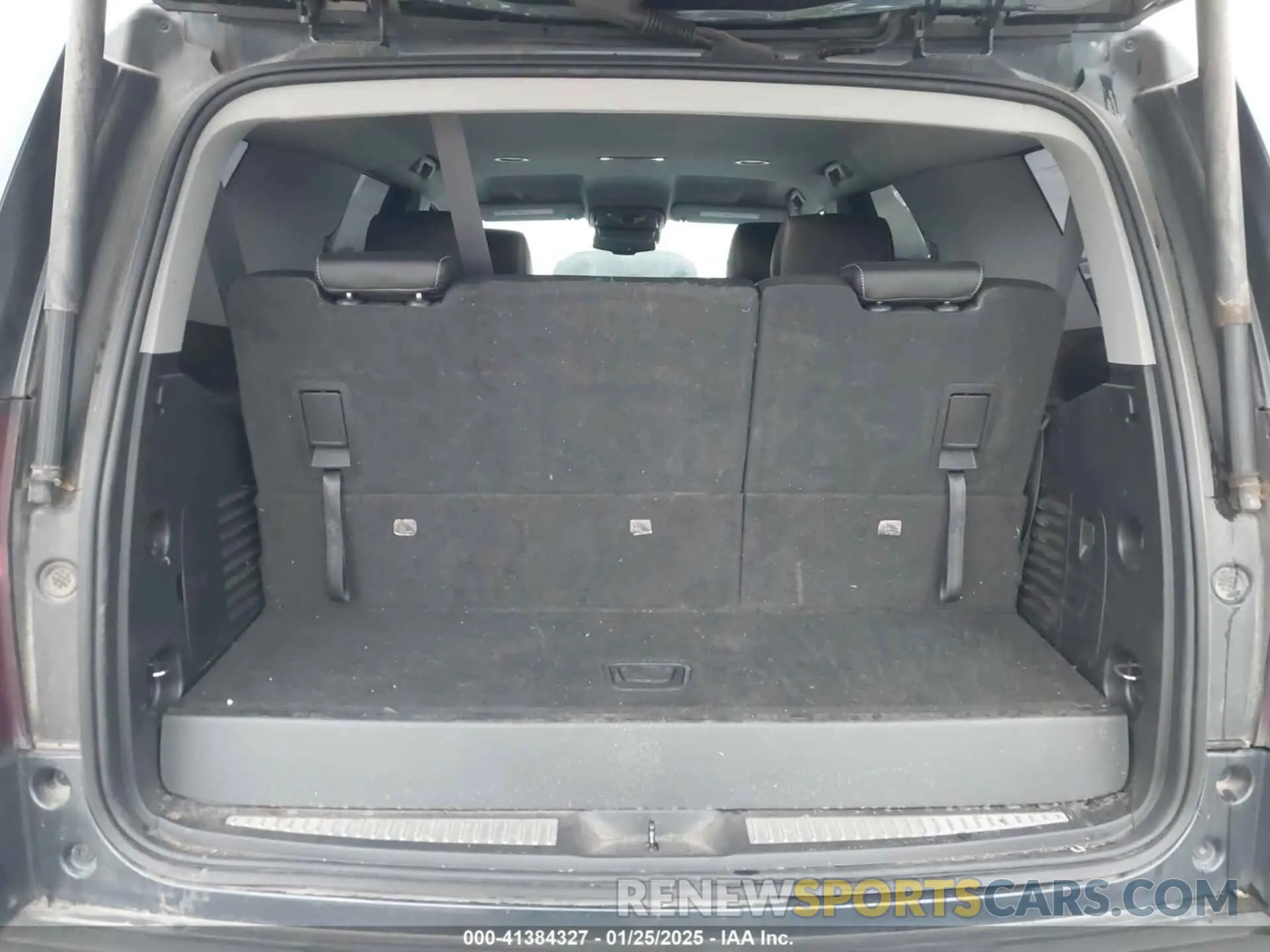 8 Фотография поврежденного автомобиля 1GNSCBKC8KR366460 CHEVROLET TAHOE 2019