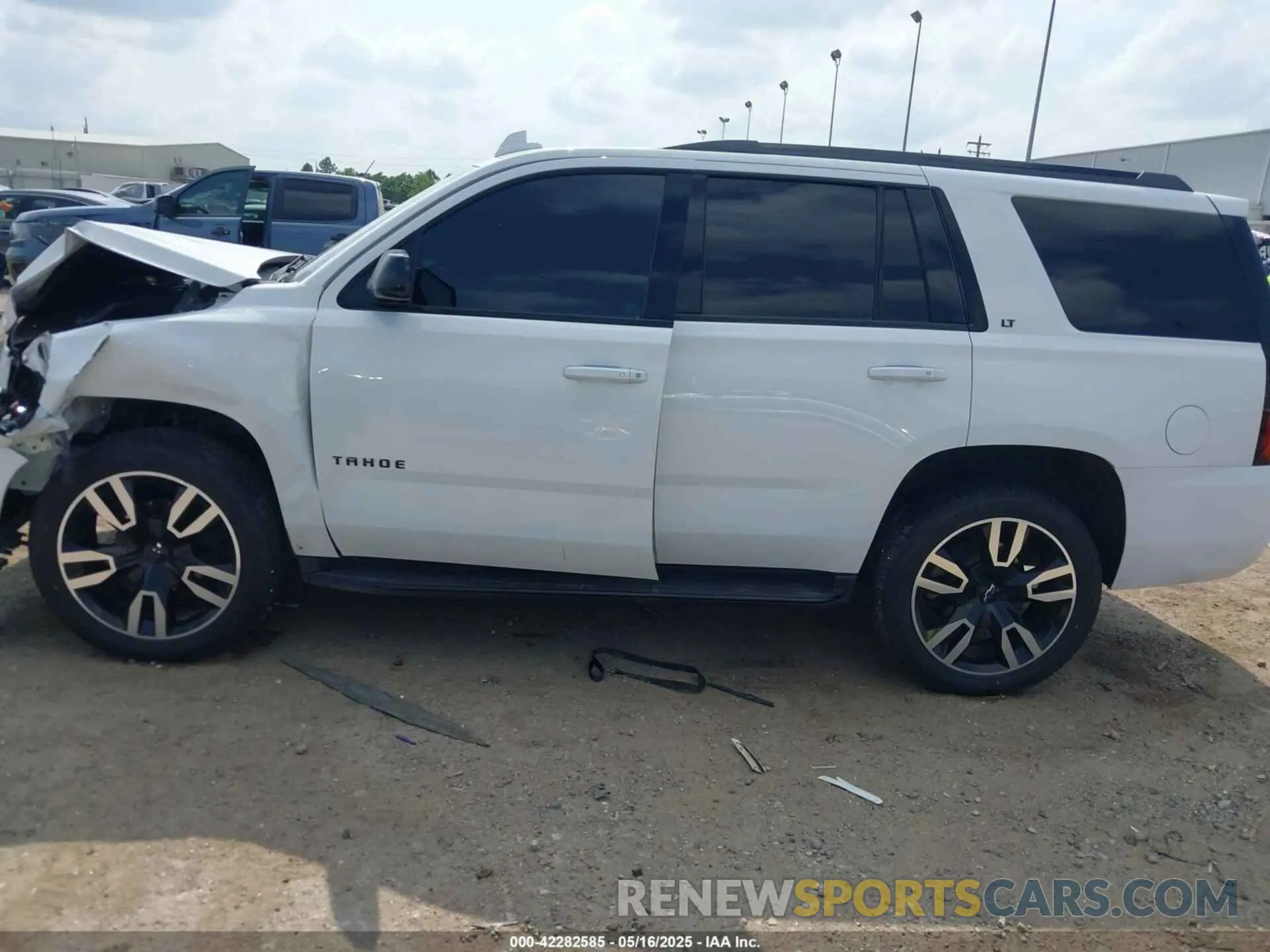 14 Фотография поврежденного автомобиля 1GNSCBKC9KR372204 CHEVROLET TAHOE 2019