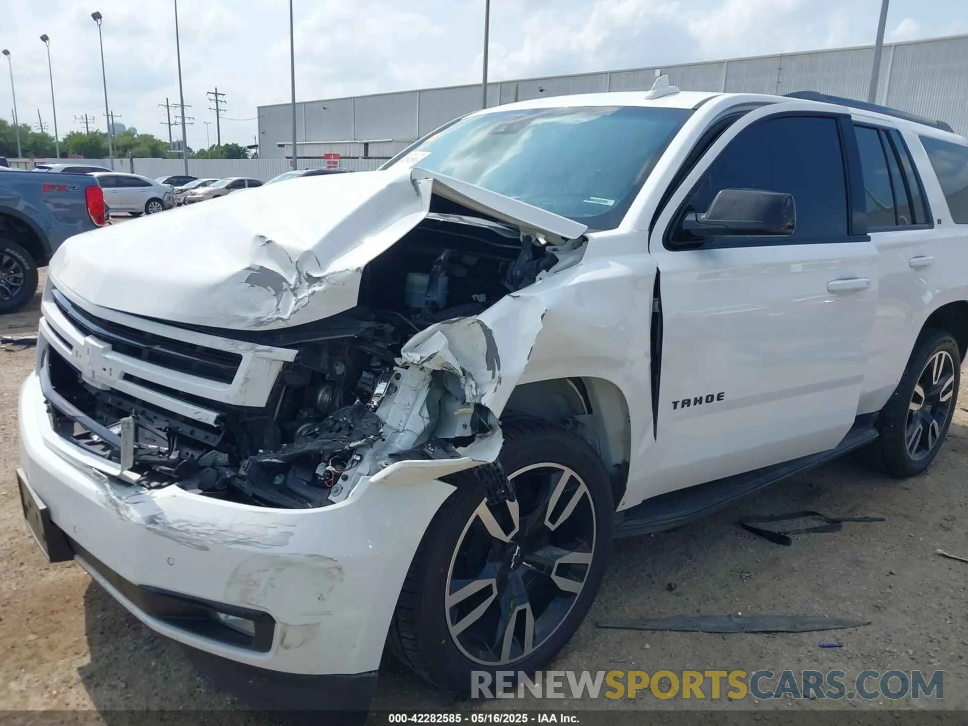 6 Фотография поврежденного автомобиля 1GNSCBKC9KR372204 CHEVROLET TAHOE 2019