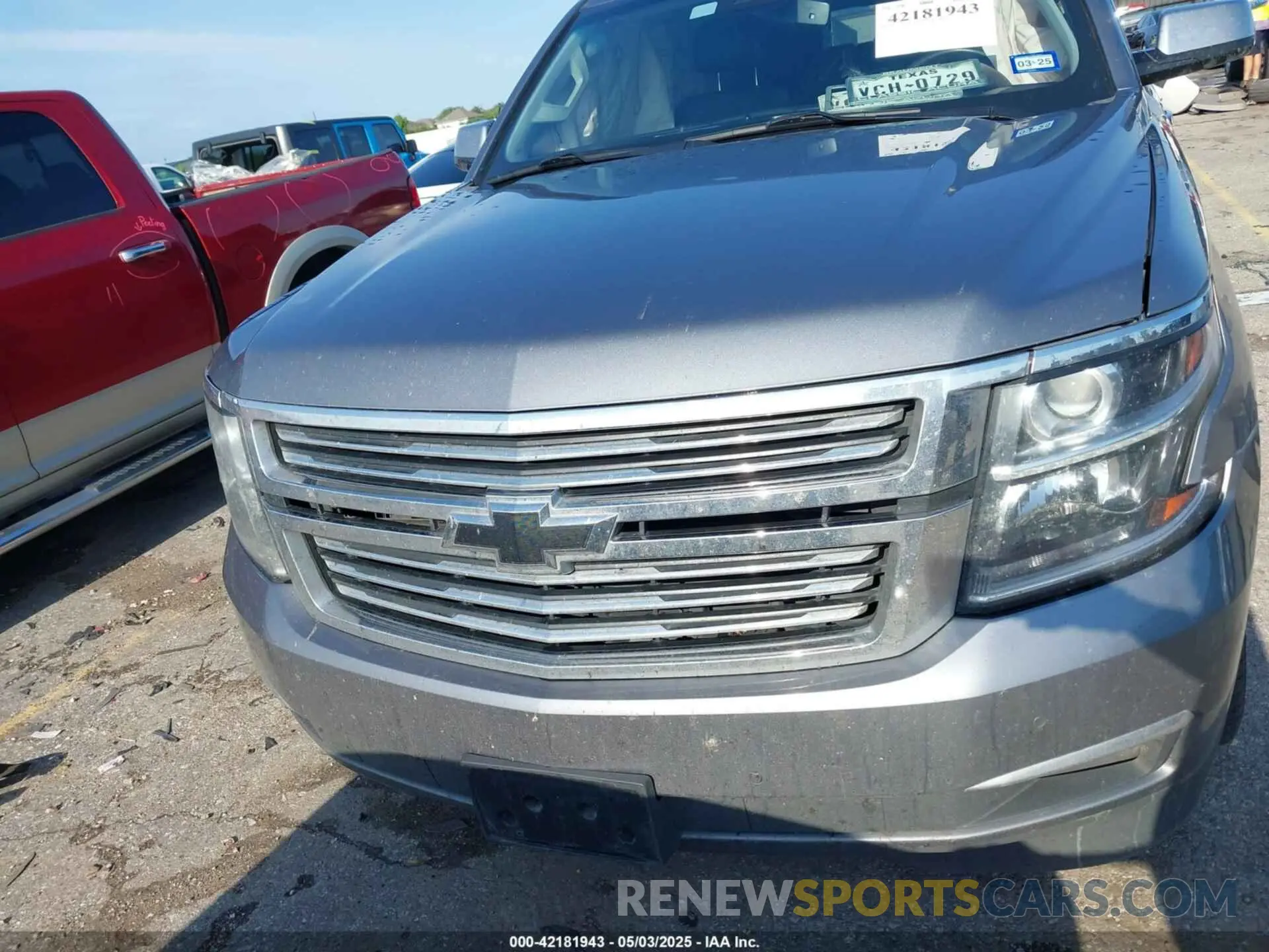 12 Photograph of a damaged car 1GNSCCKC5KR176752 CHEVROLET TAHOE 2019