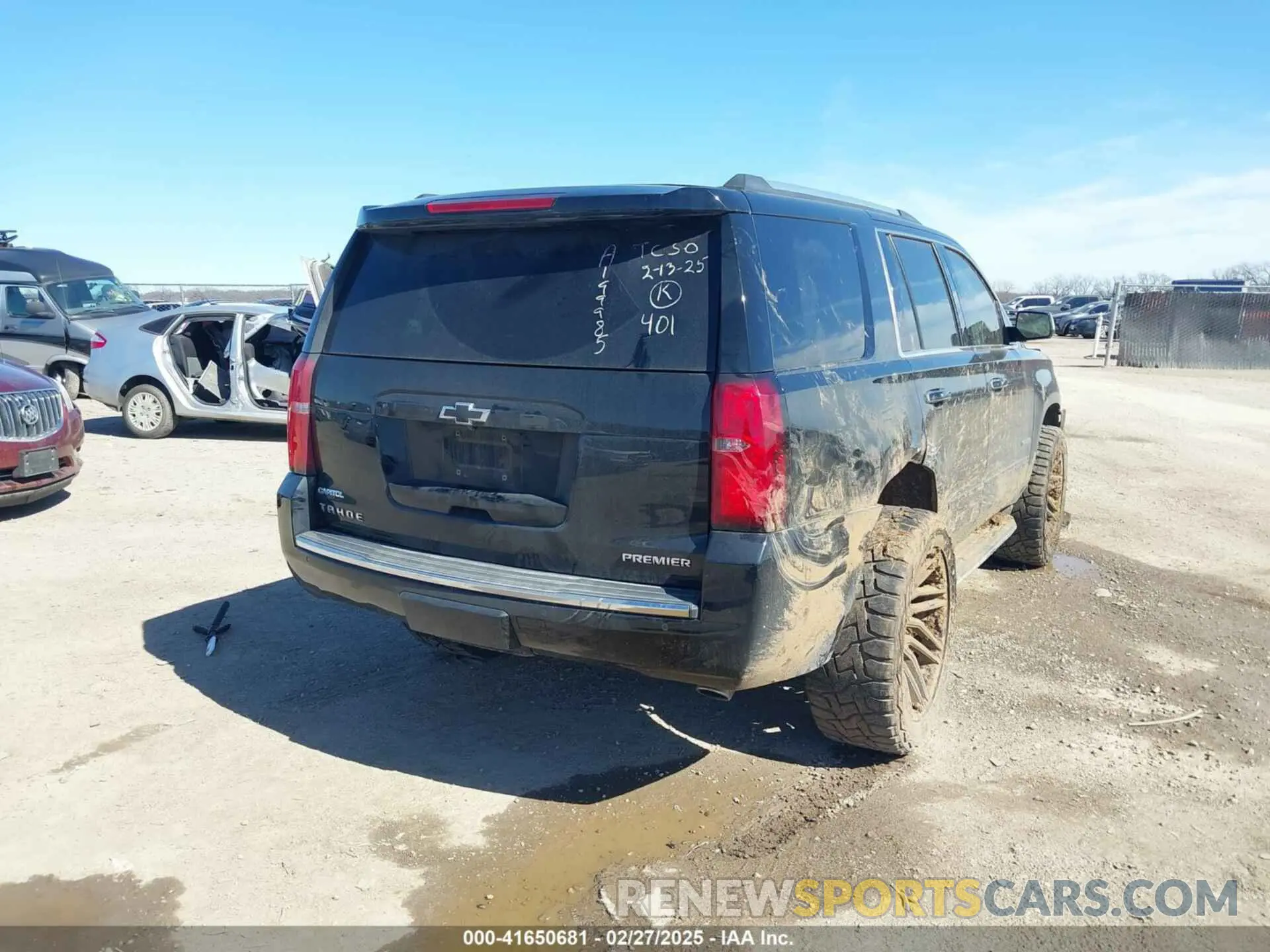 4 Photograph of a damaged car 1GNSCCKC5KR260277 CHEVROLET TAHOE 2019