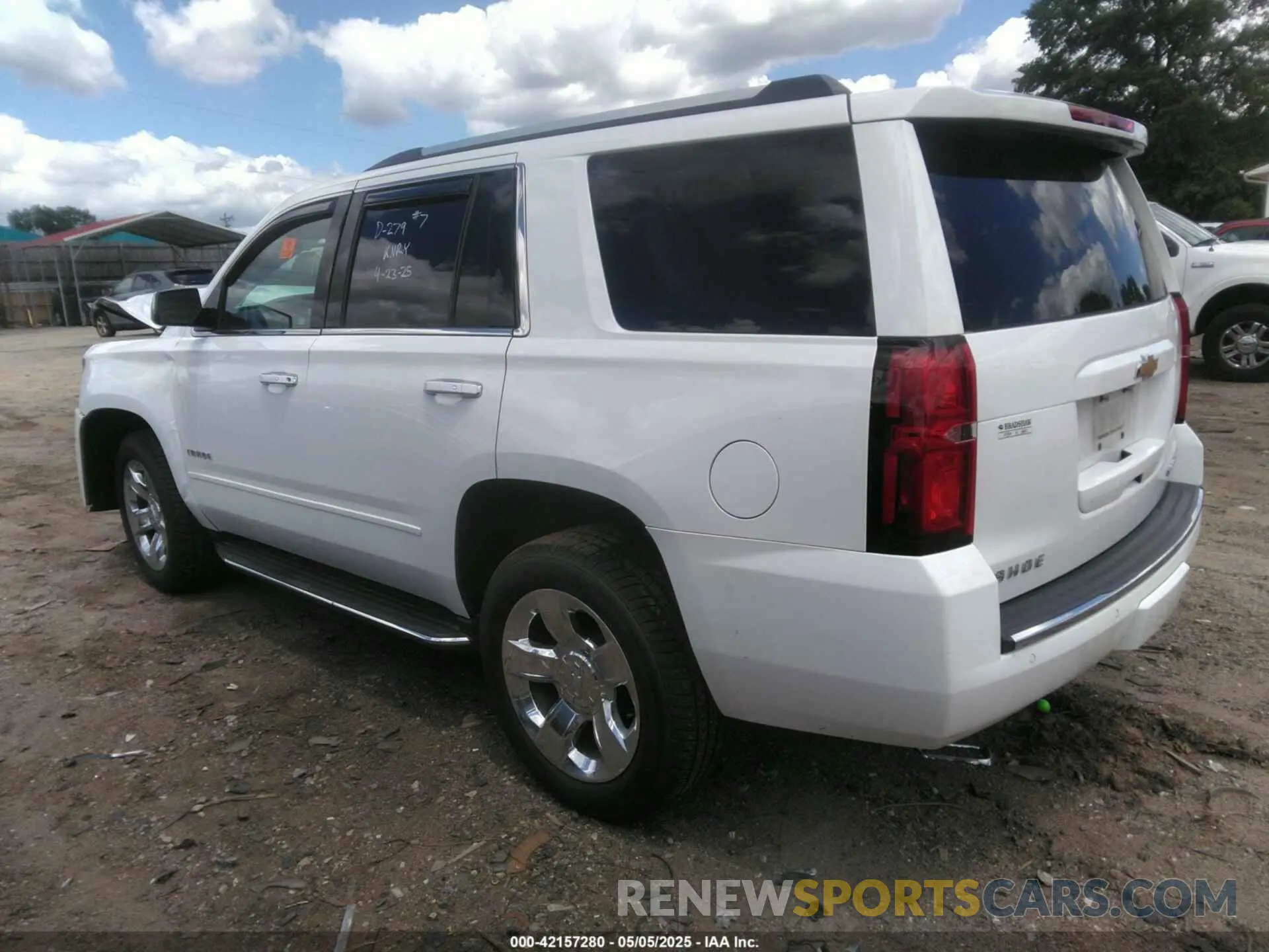 3 Photograph of a damaged car 1GNSCCKC6KR105463 CHEVROLET TAHOE 2019