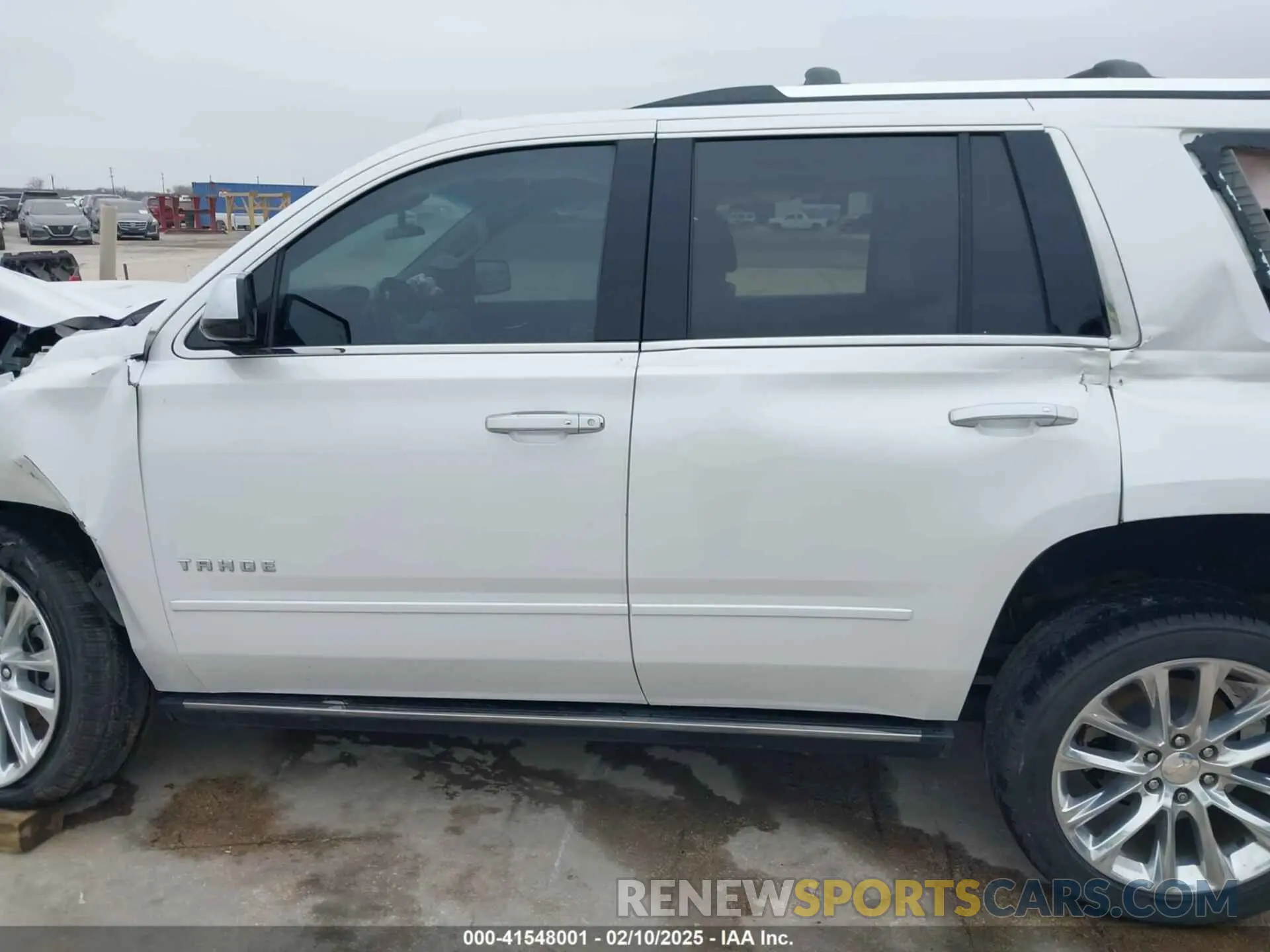 14 Фотография поврежденного автомобиля 1GNSCCKJ4KR169077 CHEVROLET TAHOE 2019