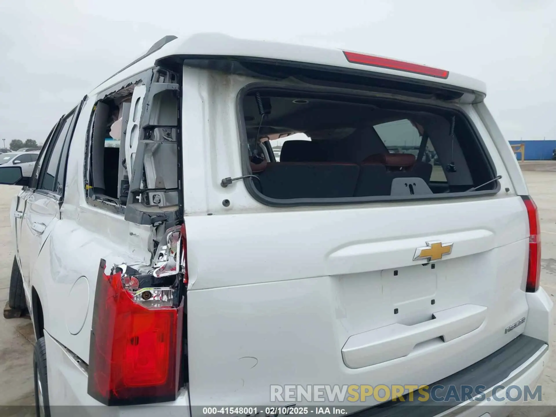 19 Фотография поврежденного автомобиля 1GNSCCKJ4KR169077 CHEVROLET TAHOE 2019