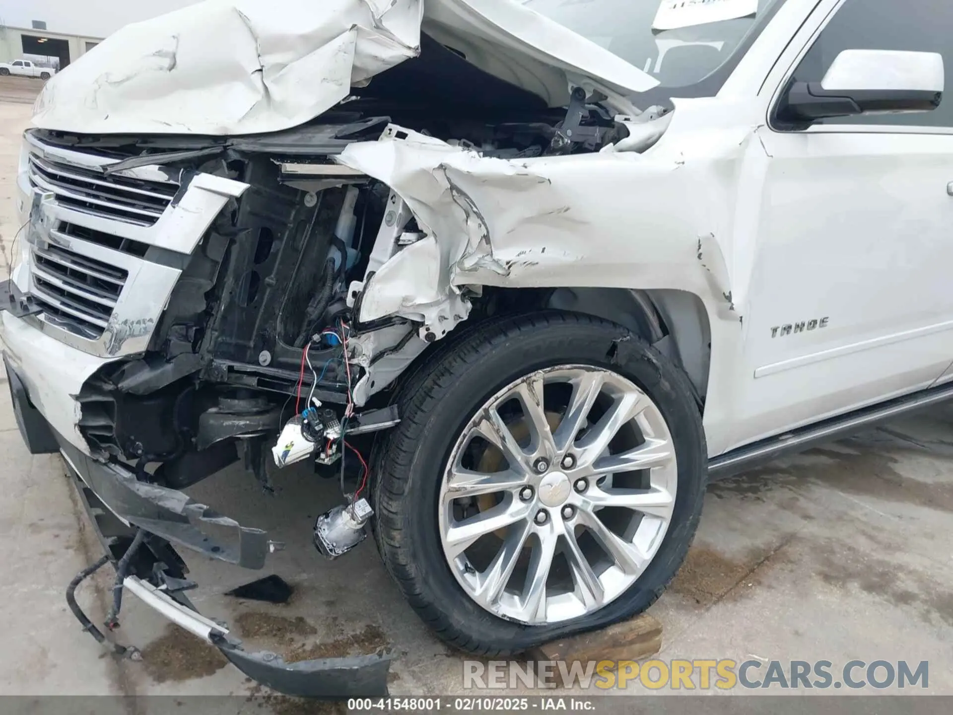 6 Фотография поврежденного автомобиля 1GNSCCKJ4KR169077 CHEVROLET TAHOE 2019