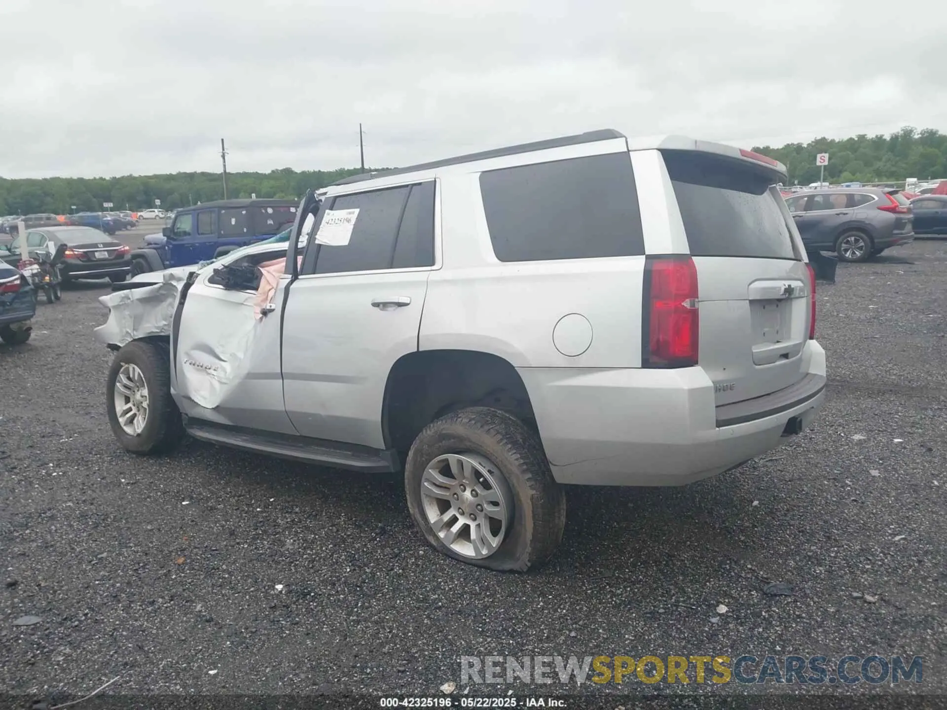 13 Фотография поврежденного автомобиля 1GNSKAKC2KR185738 CHEVROLET TAHOE 2019
