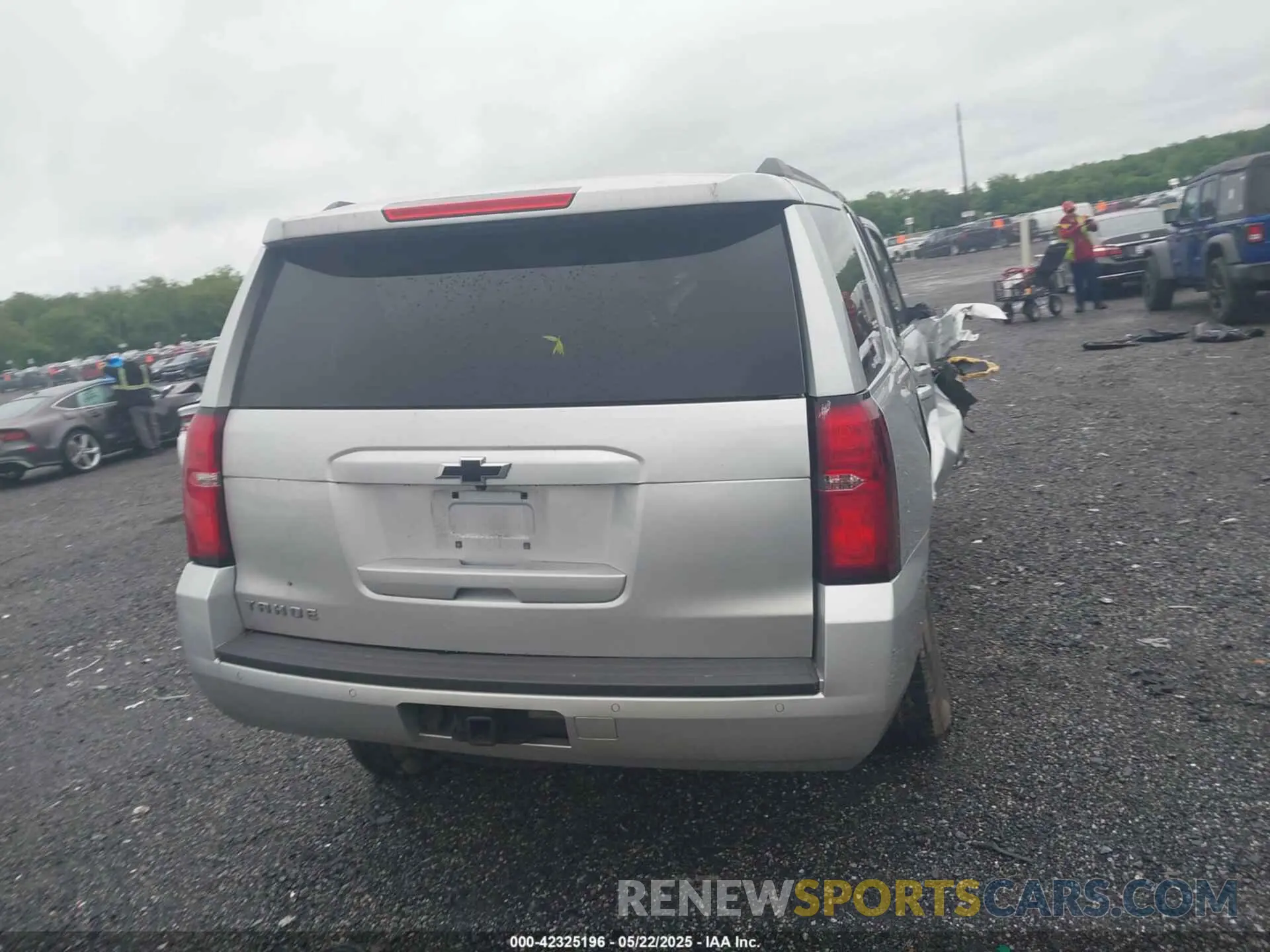 15 Фотография поврежденного автомобиля 1GNSKAKC2KR185738 CHEVROLET TAHOE 2019