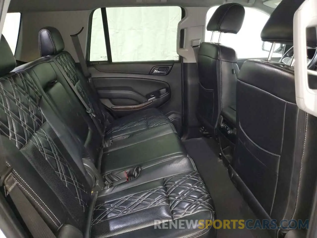 11 Photograph of a damaged car 1GNSKAKC7KR279792 CHEVROLET TAHOE 2019