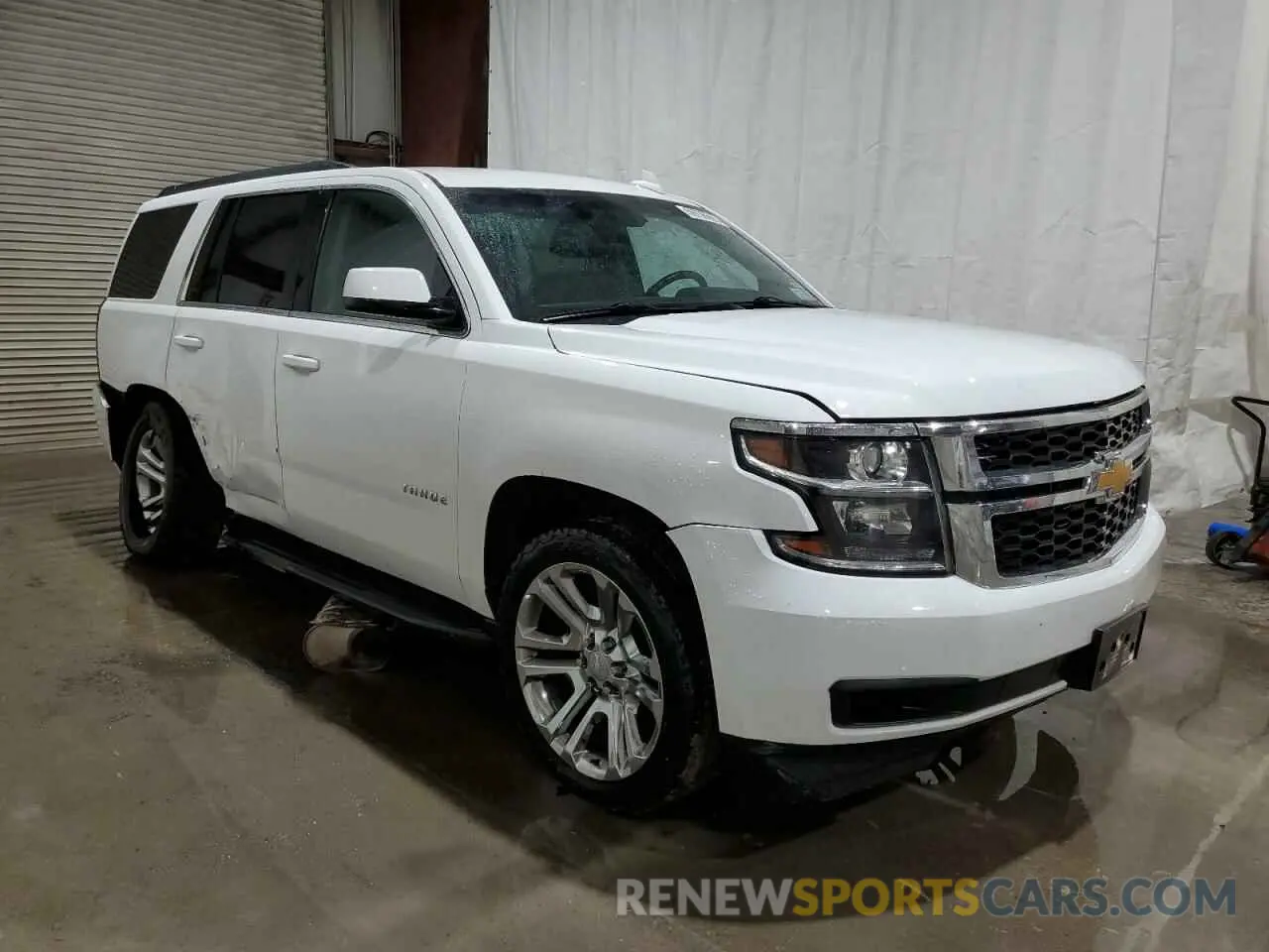 4 Photograph of a damaged car 1GNSKAKC7KR279792 CHEVROLET TAHOE 2019