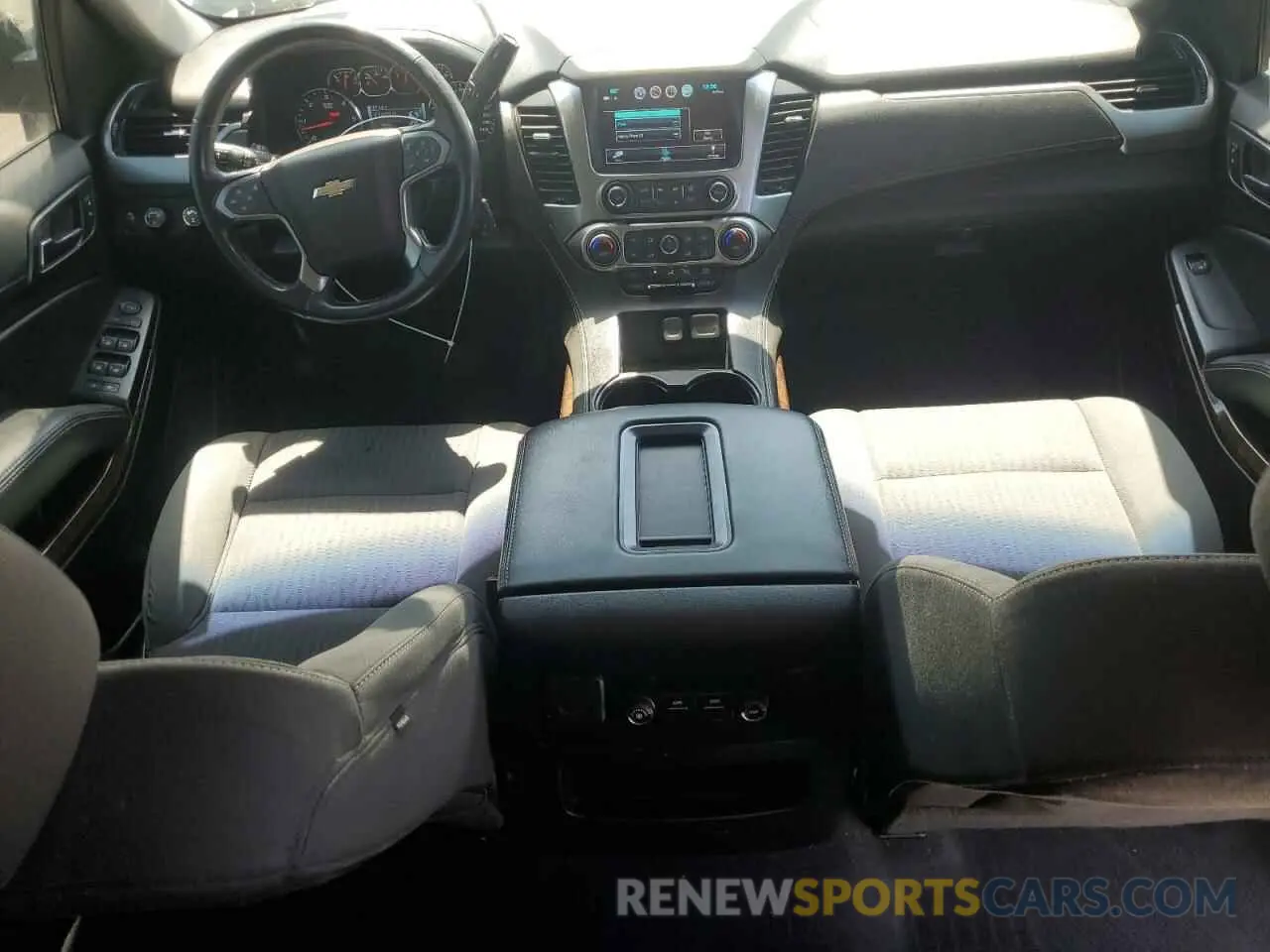 8 Photograph of a damaged car 1GNSKAKCXKR220980 CHEVROLET TAHOE 2019