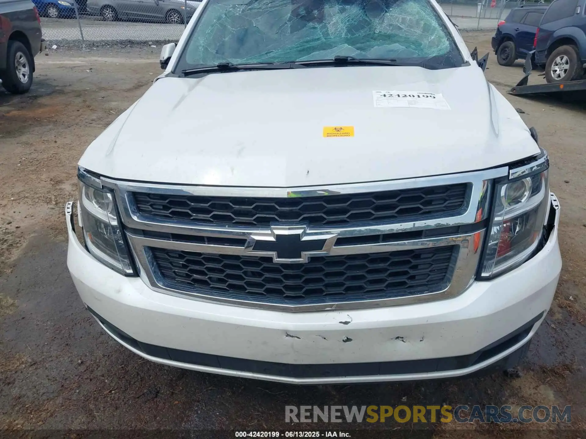 10 Photograph of a damaged car 1GNSKBKC3KR144850 CHEVROLET TAHOE 2019