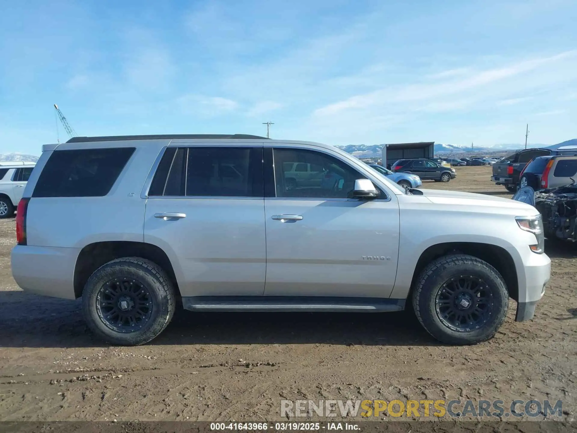 13 Фотография поврежденного автомобиля 1GNSKBKC4KR388622 CHEVROLET TAHOE 2019