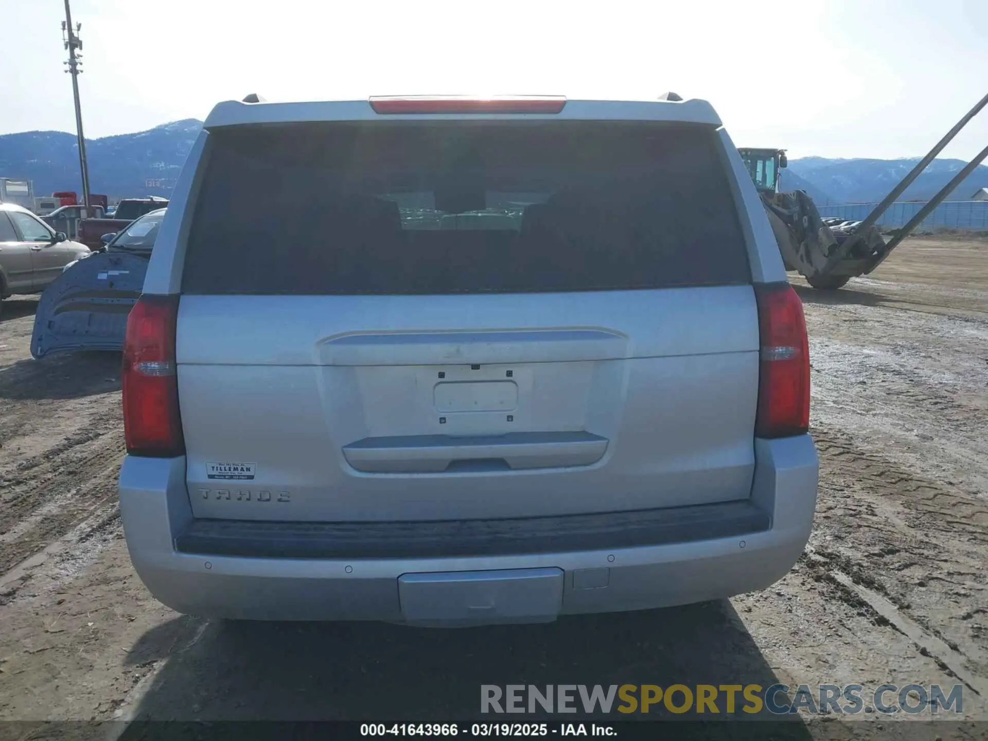 16 Фотография поврежденного автомобиля 1GNSKBKC4KR388622 CHEVROLET TAHOE 2019