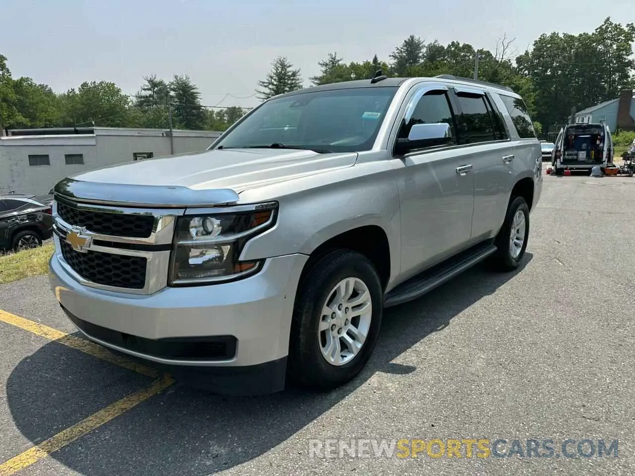 1 Photograph of a damaged car 1GNSKBKC5KR127144 CHEVROLET TAHOE 2019