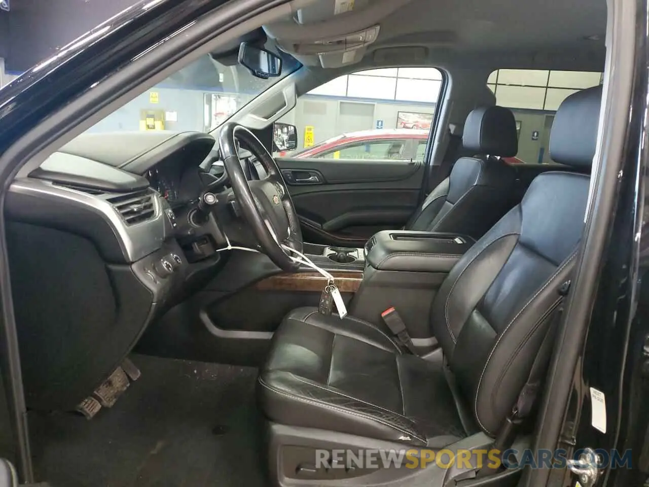7 Photograph of a damaged car 1GNSKBKC6KR123068 CHEVROLET TAHOE 2019