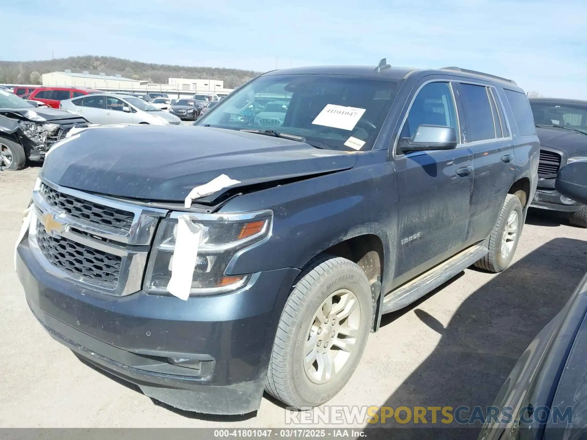 2 Photograph of a damaged car 1GNSKBKC6KR186865 CHEVROLET TAHOE 2019