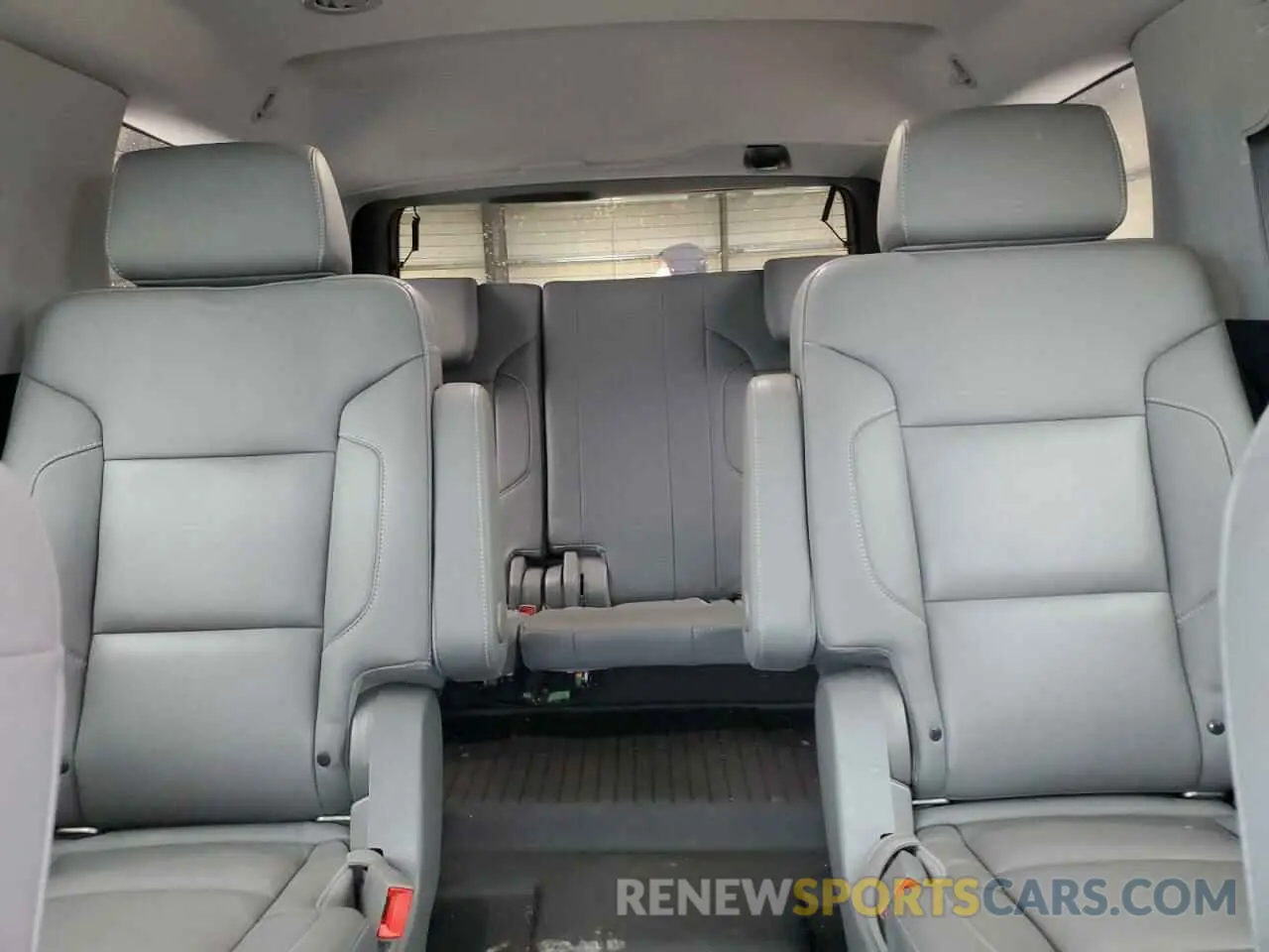 10 Фотография поврежденного автомобиля 1GNSKBKCXKR212450 CHEVROLET TAHOE 2019