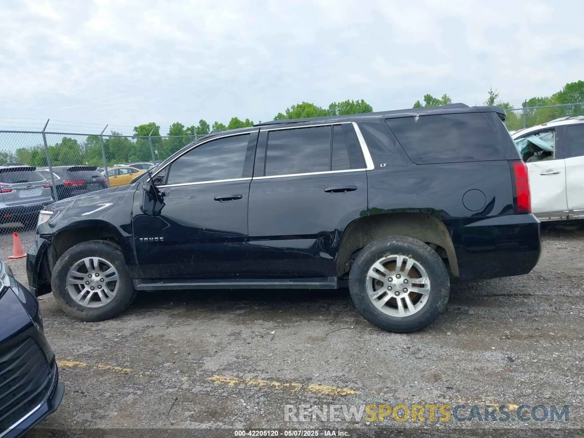 15 Фотография поврежденного автомобиля 1GNSKBKCXKR337996 CHEVROLET TAHOE 2019