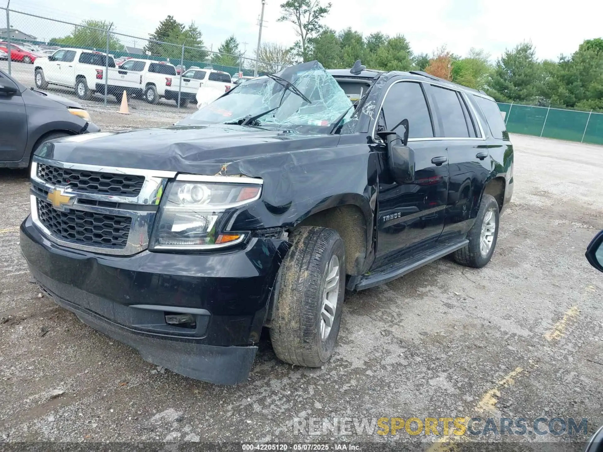 2 Фотография поврежденного автомобиля 1GNSKBKCXKR337996 CHEVROLET TAHOE 2019