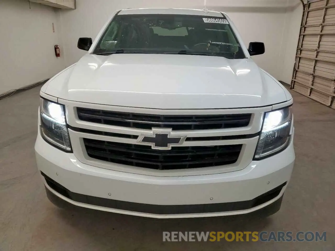 5 Photograph of a damaged car 1GNSKCKC4KR213275 CHEVROLET TAHOE 2019