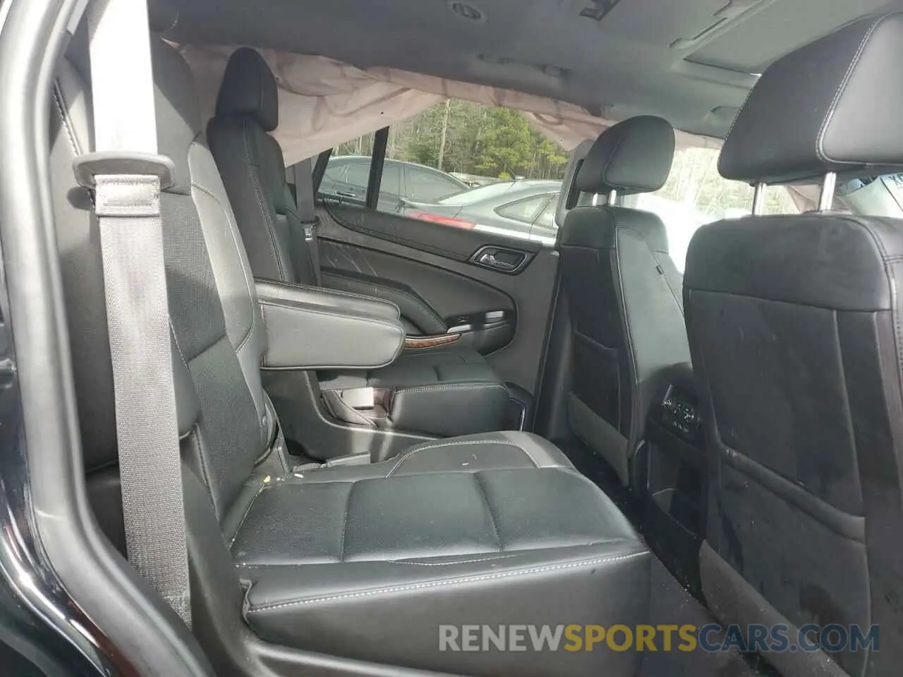 11 Фотография поврежденного автомобиля 1GNSKCKJ0KR247518 CHEVROLET TAHOE 2019