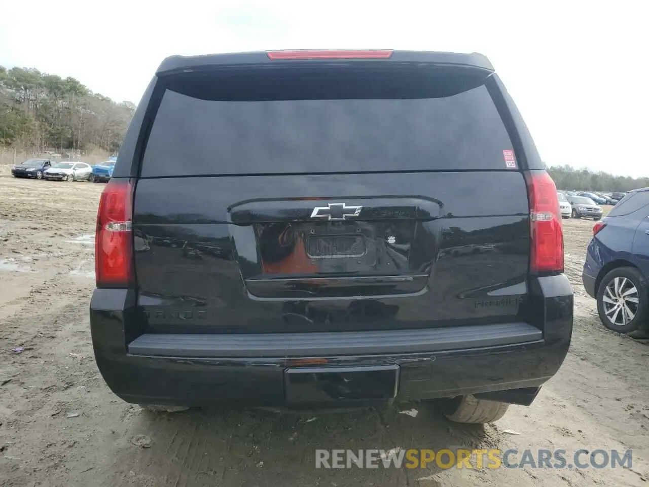 6 Фотография поврежденного автомобиля 1GNSKCKJ0KR247518 CHEVROLET TAHOE 2019