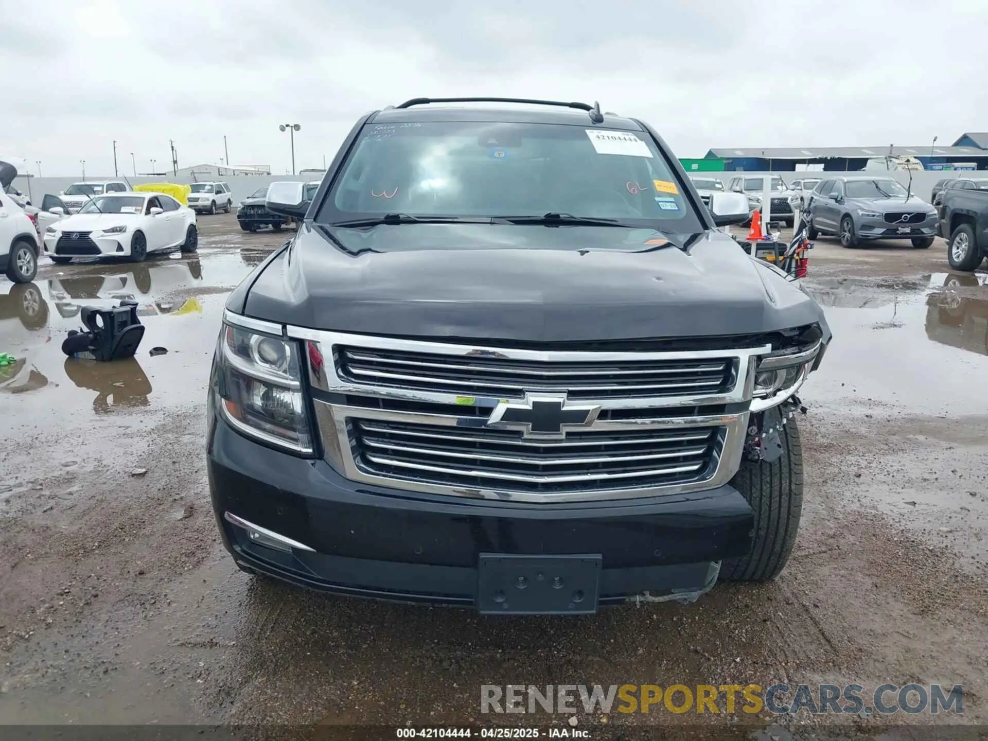 12 Фотография поврежденного автомобиля 1GNSKCKJ2KR242577 CHEVROLET TAHOE 2019
