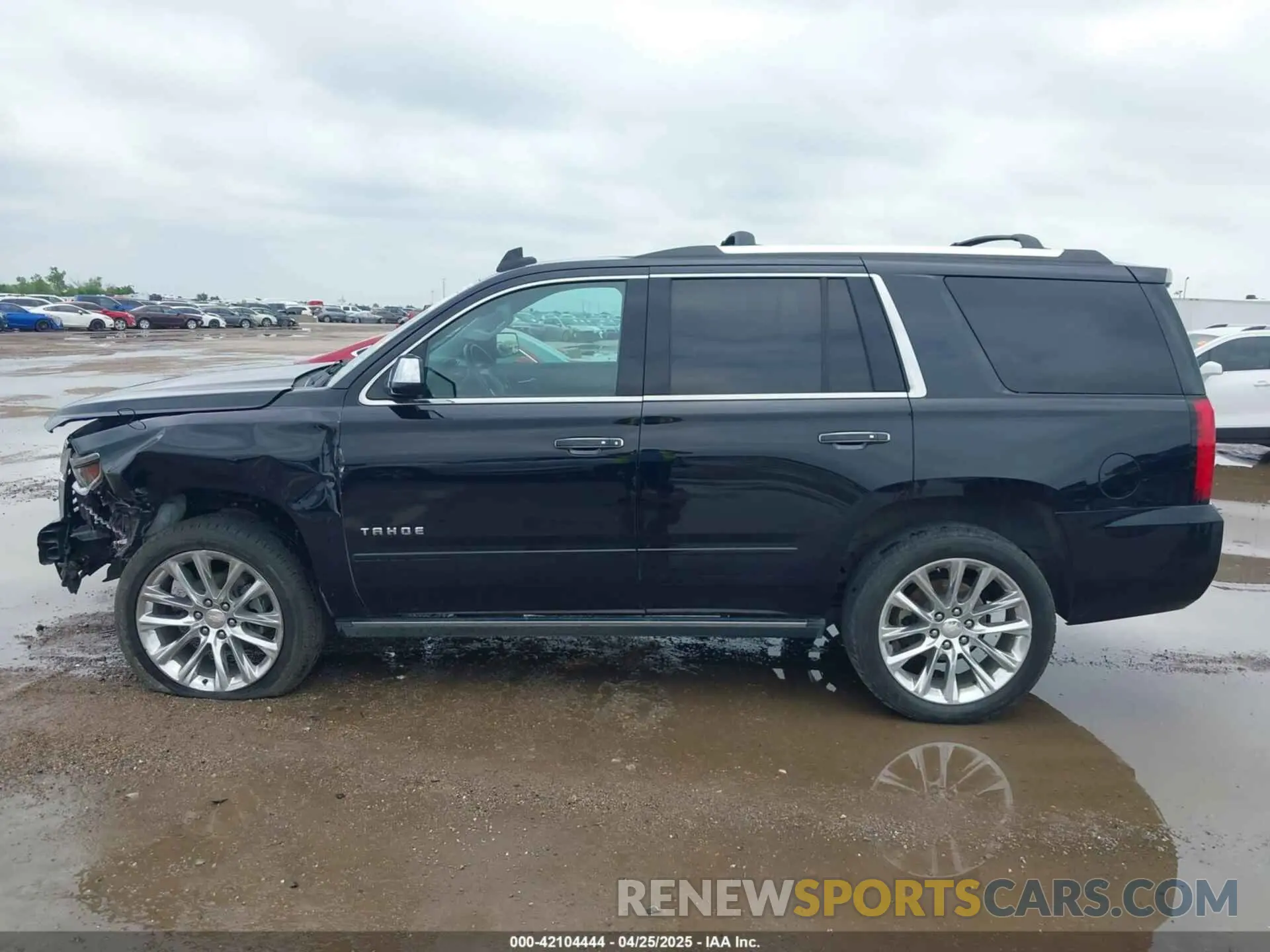 14 Фотография поврежденного автомобиля 1GNSKCKJ2KR242577 CHEVROLET TAHOE 2019