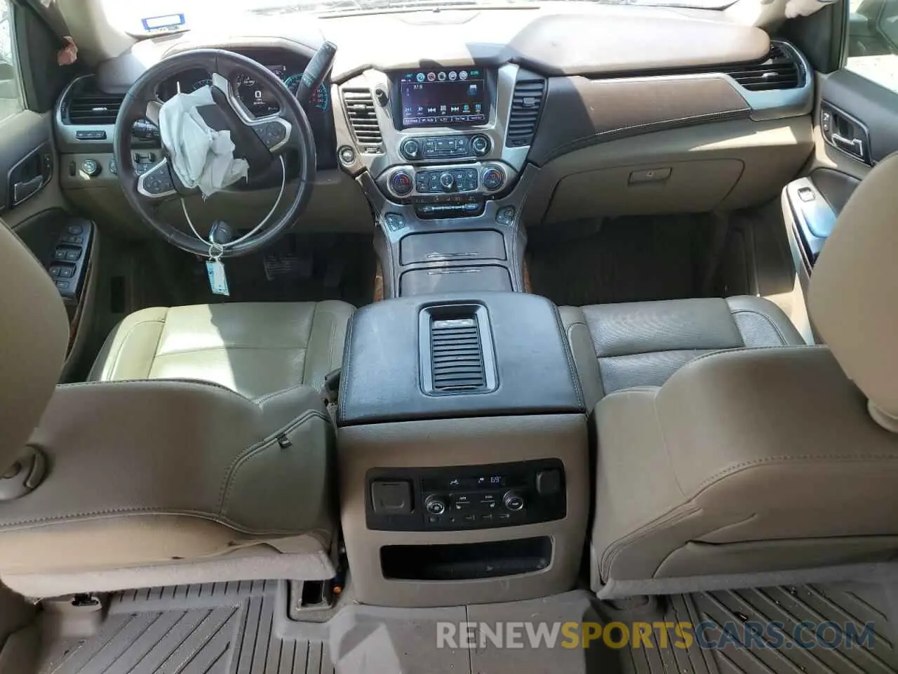 8 Фотография поврежденного автомобиля 1GNSKCKJ3KR295868 CHEVROLET TAHOE 2019
