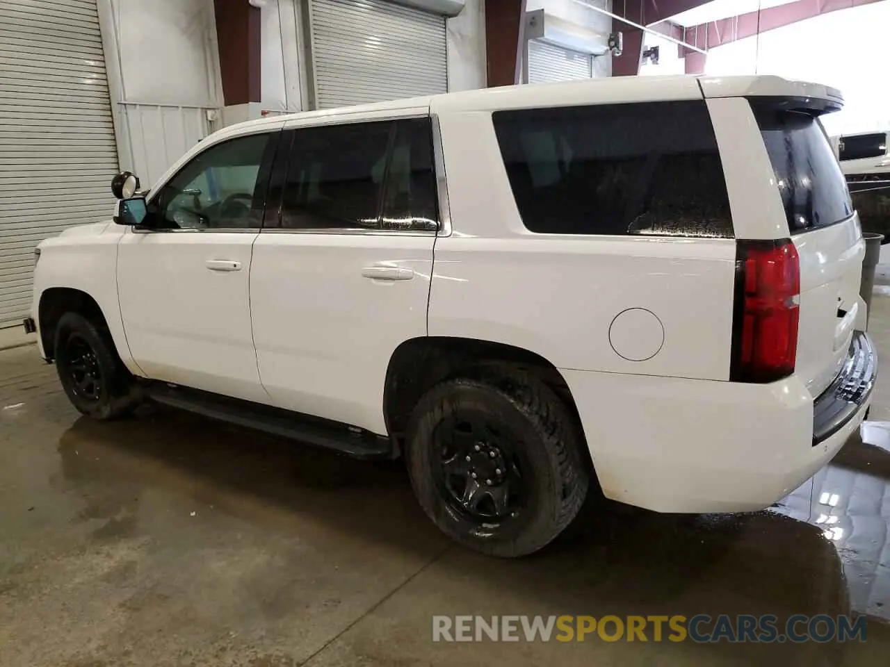 2 Фотография поврежденного автомобиля 1GNSKDEC5KR393190 CHEVROLET TAHOE 2019