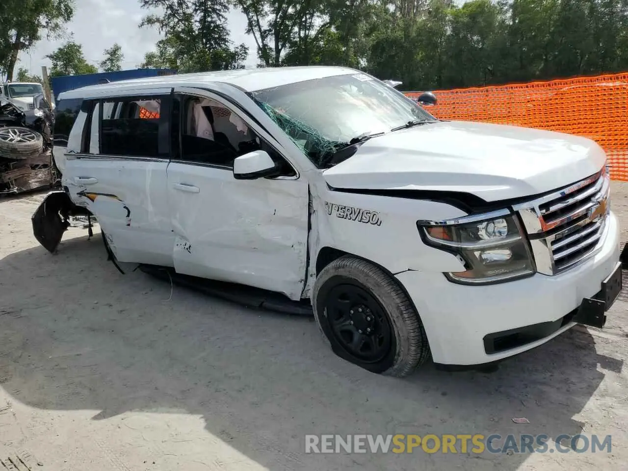 4 Фотография поврежденного автомобиля 1GNLCDEC4LR147377 CHEVROLET TAHOE 2020